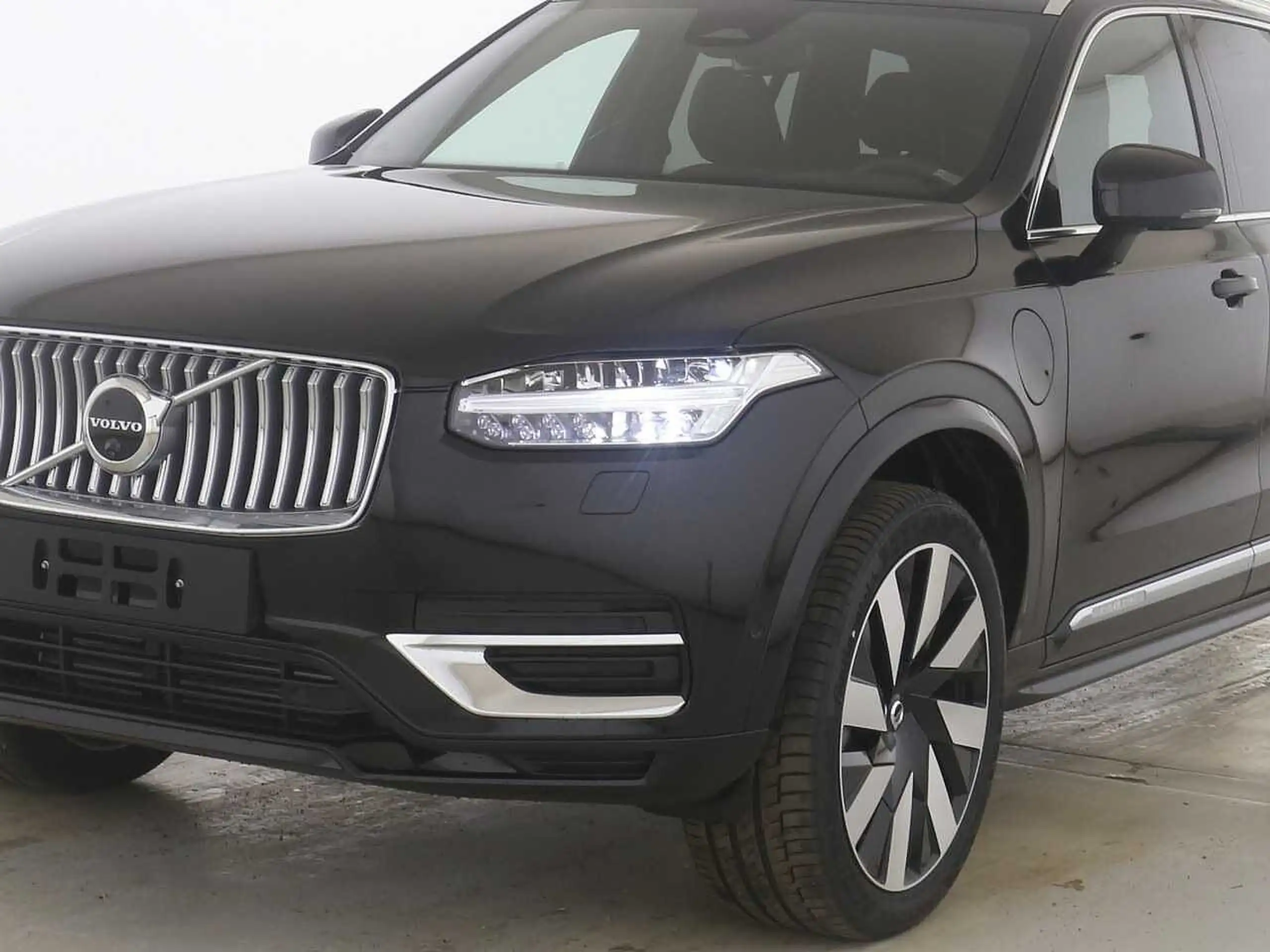 Volvo - XC90