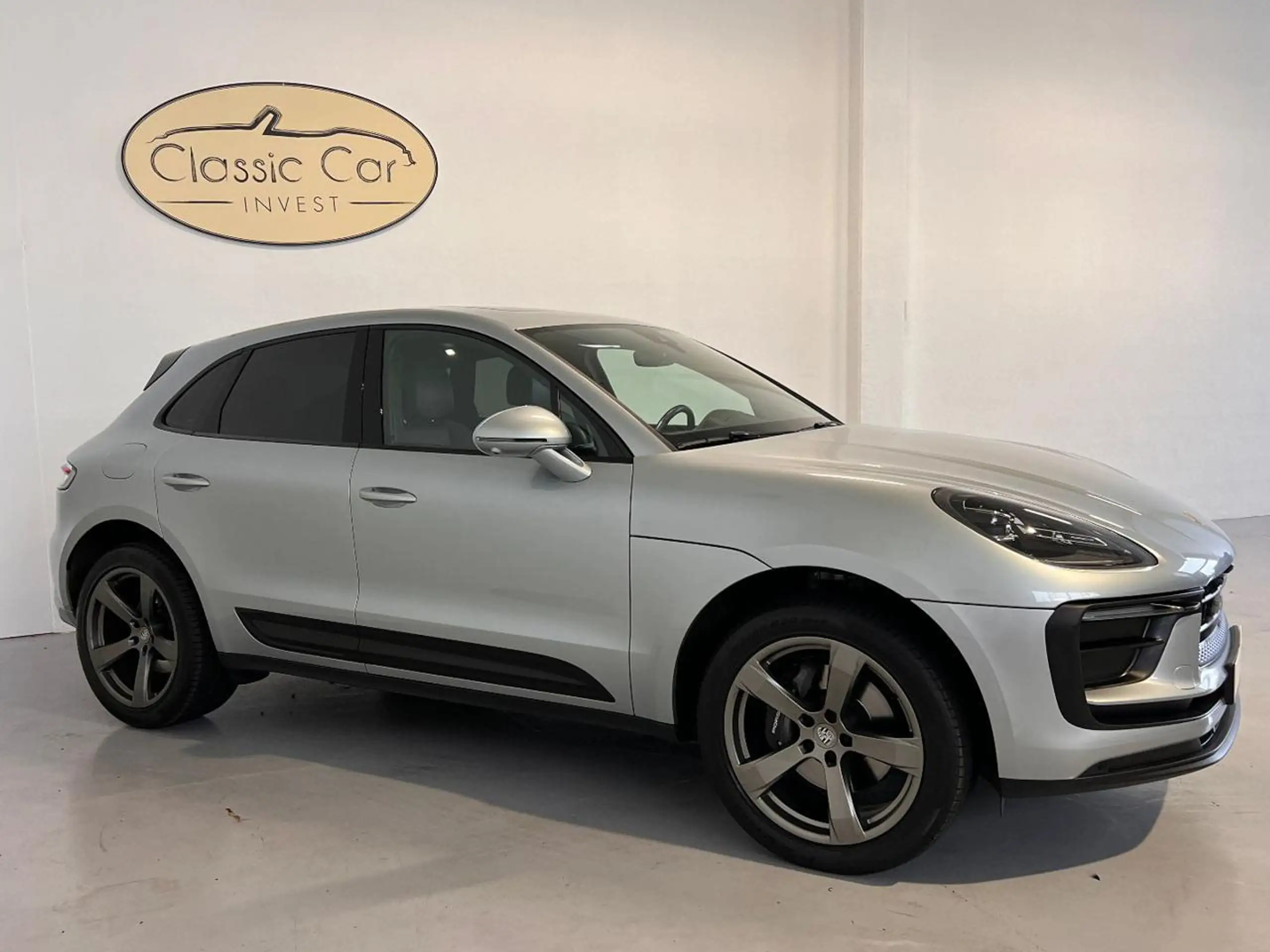 Porsche - Macan