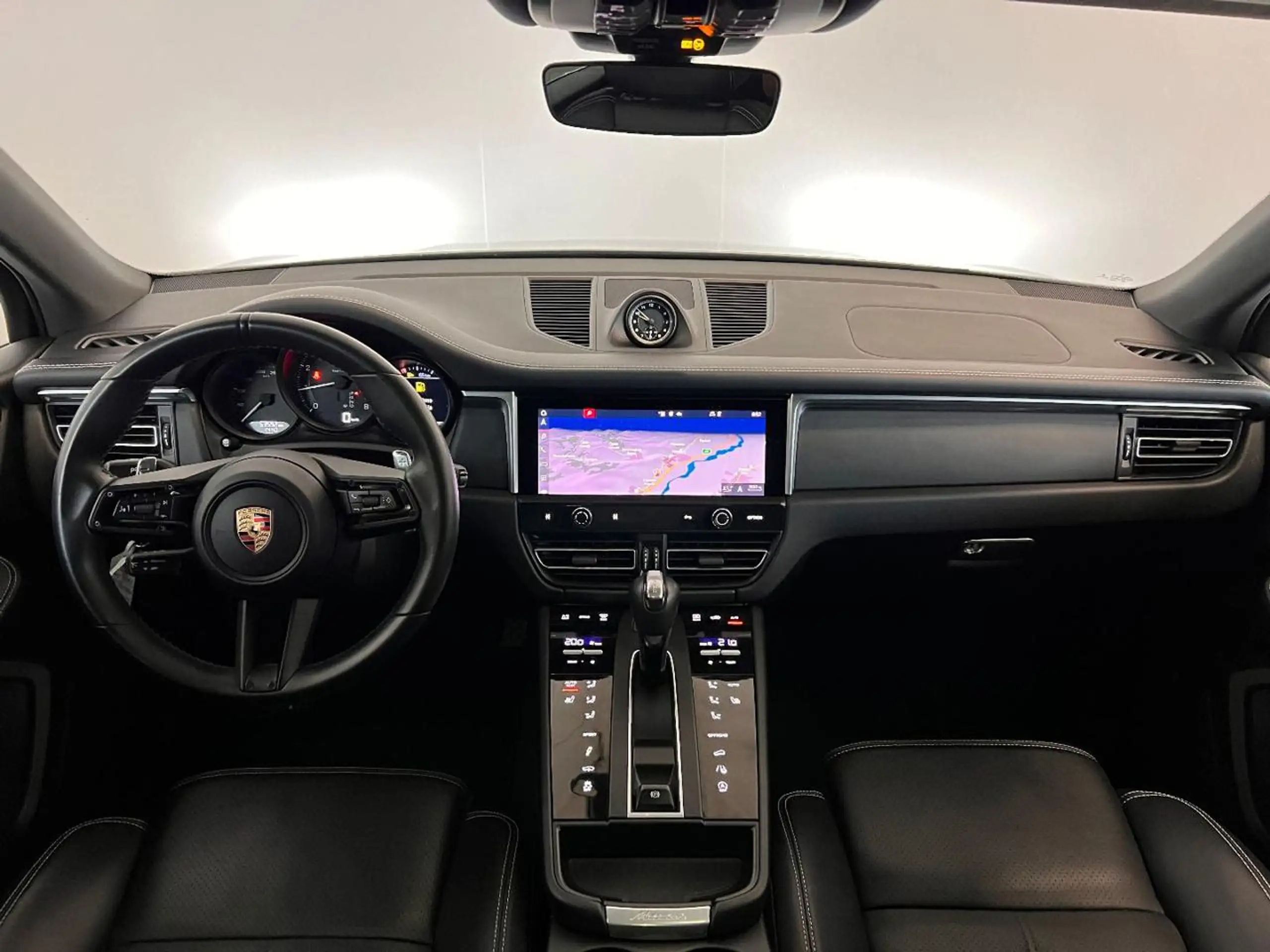 Porsche - Macan