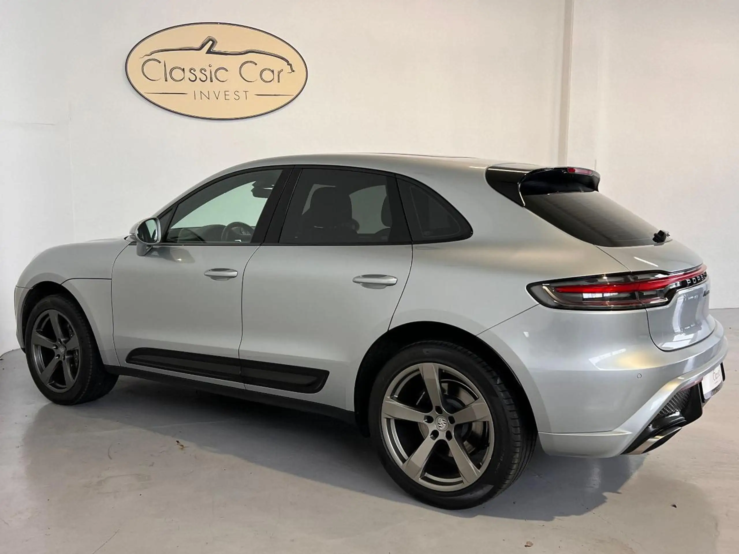 Porsche - Macan