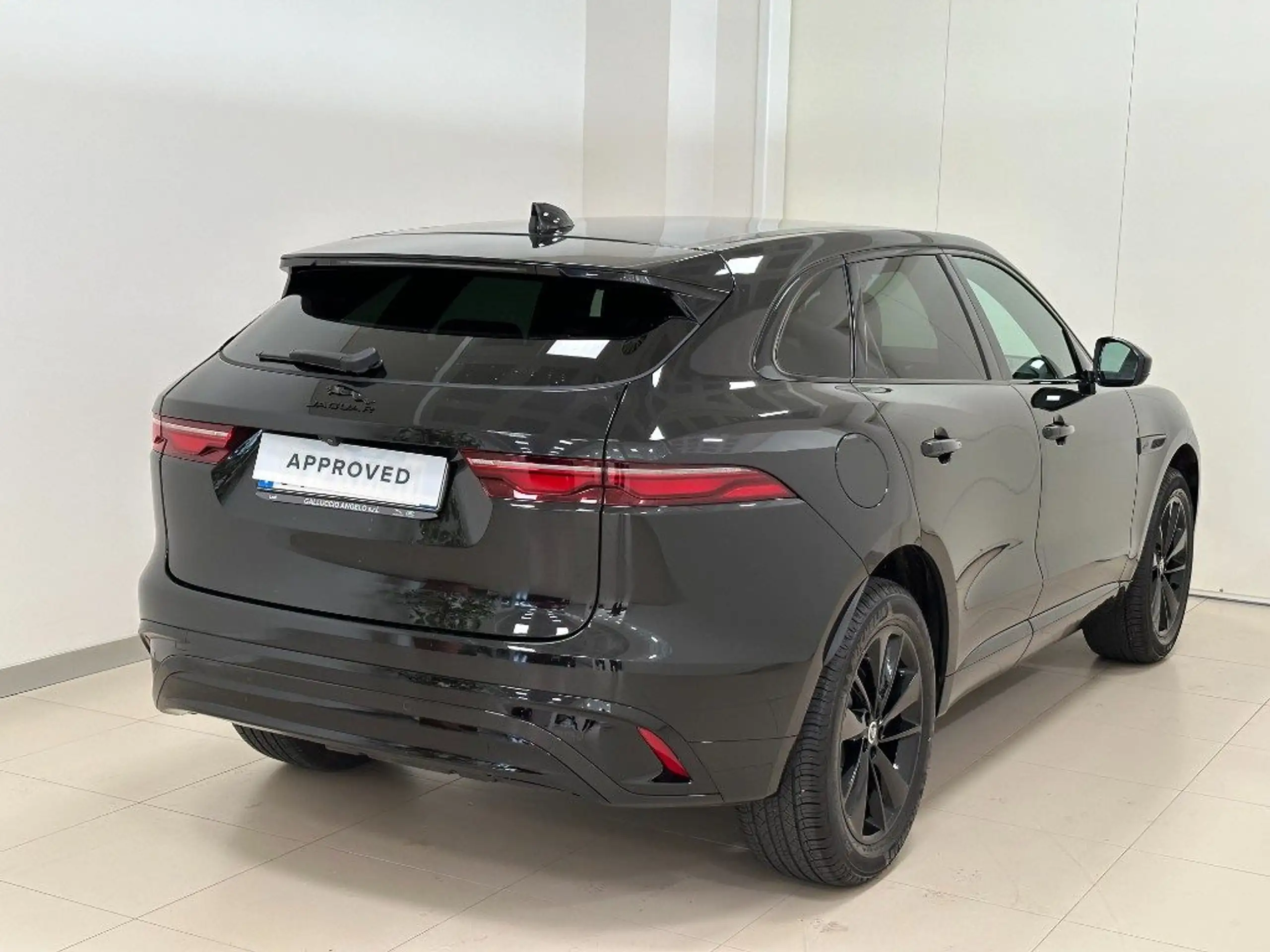 Jaguar - F-Pace