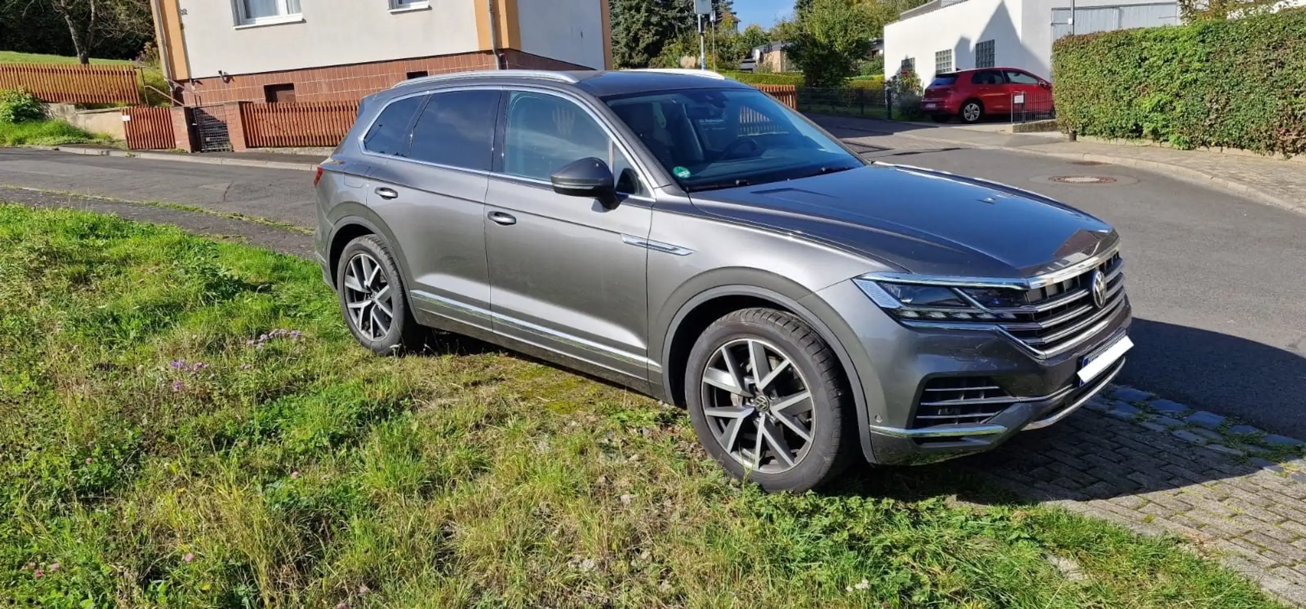 Volkswagen - Touareg