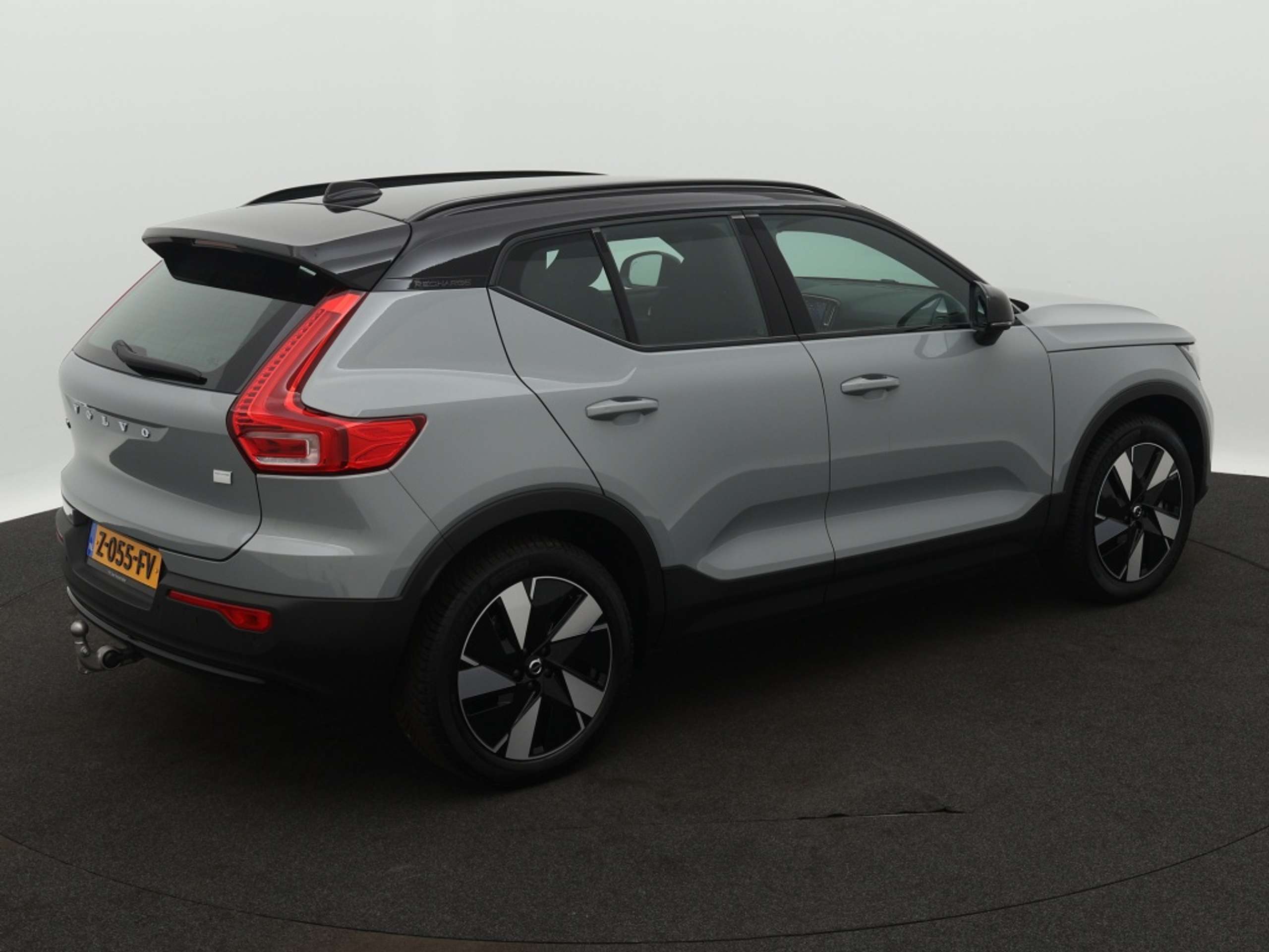 Volvo - XC40