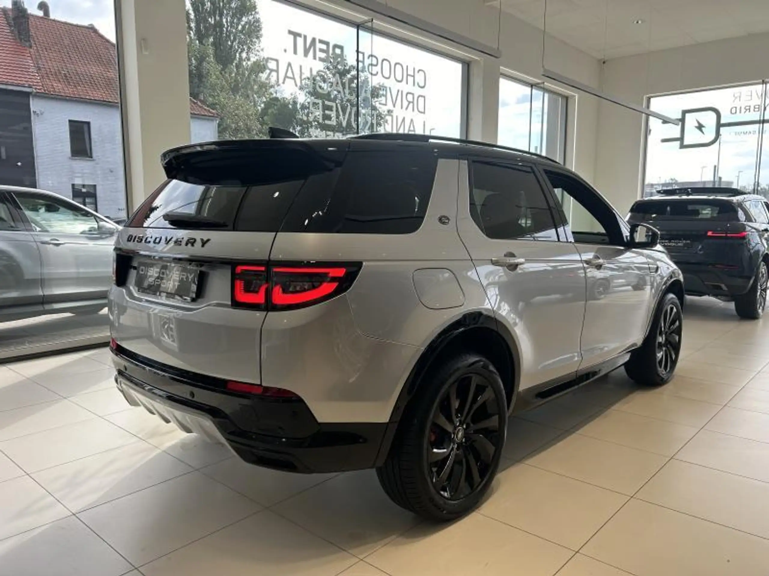 Land Rover - Discovery Sport