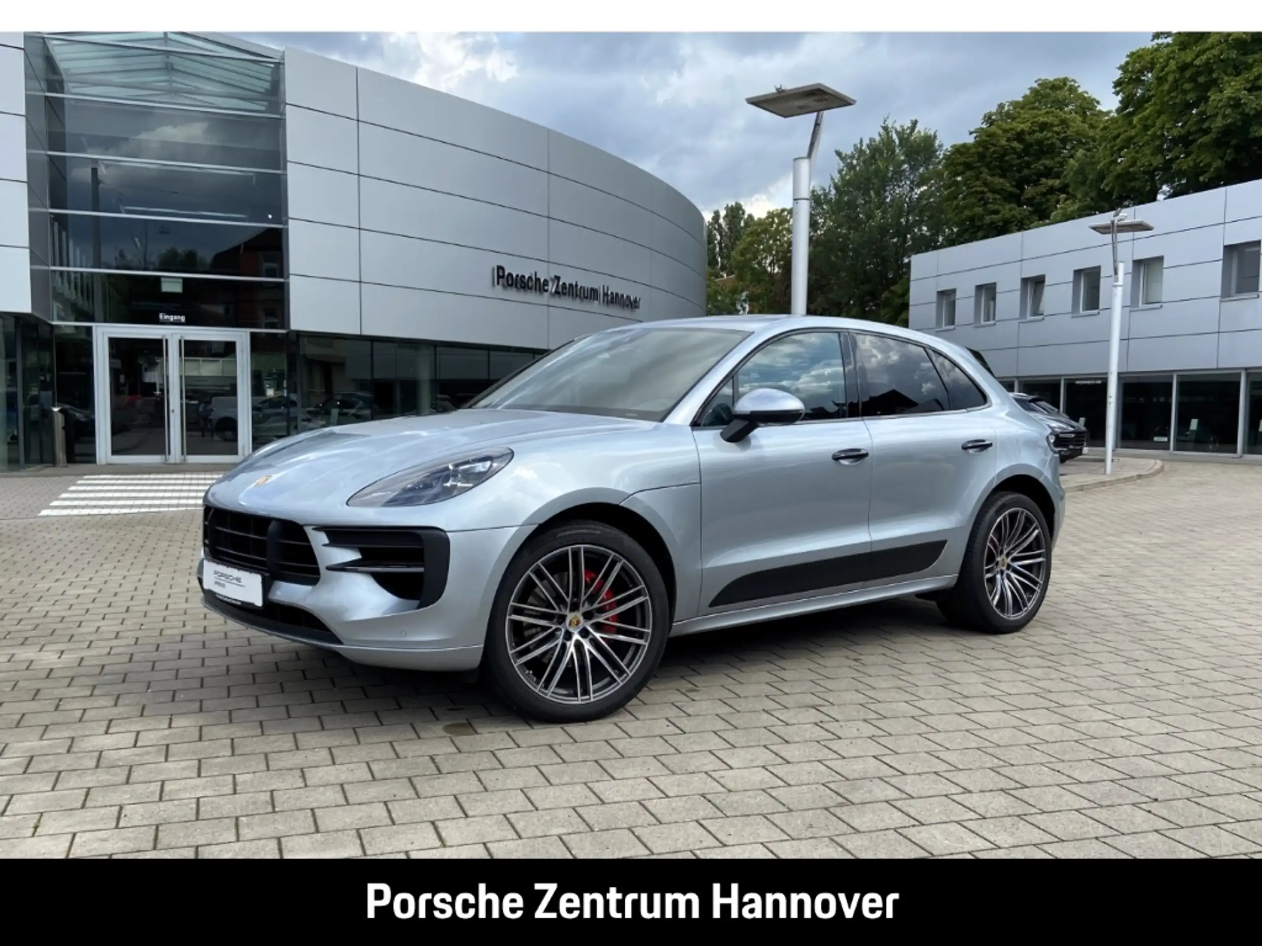 Porsche - Macan