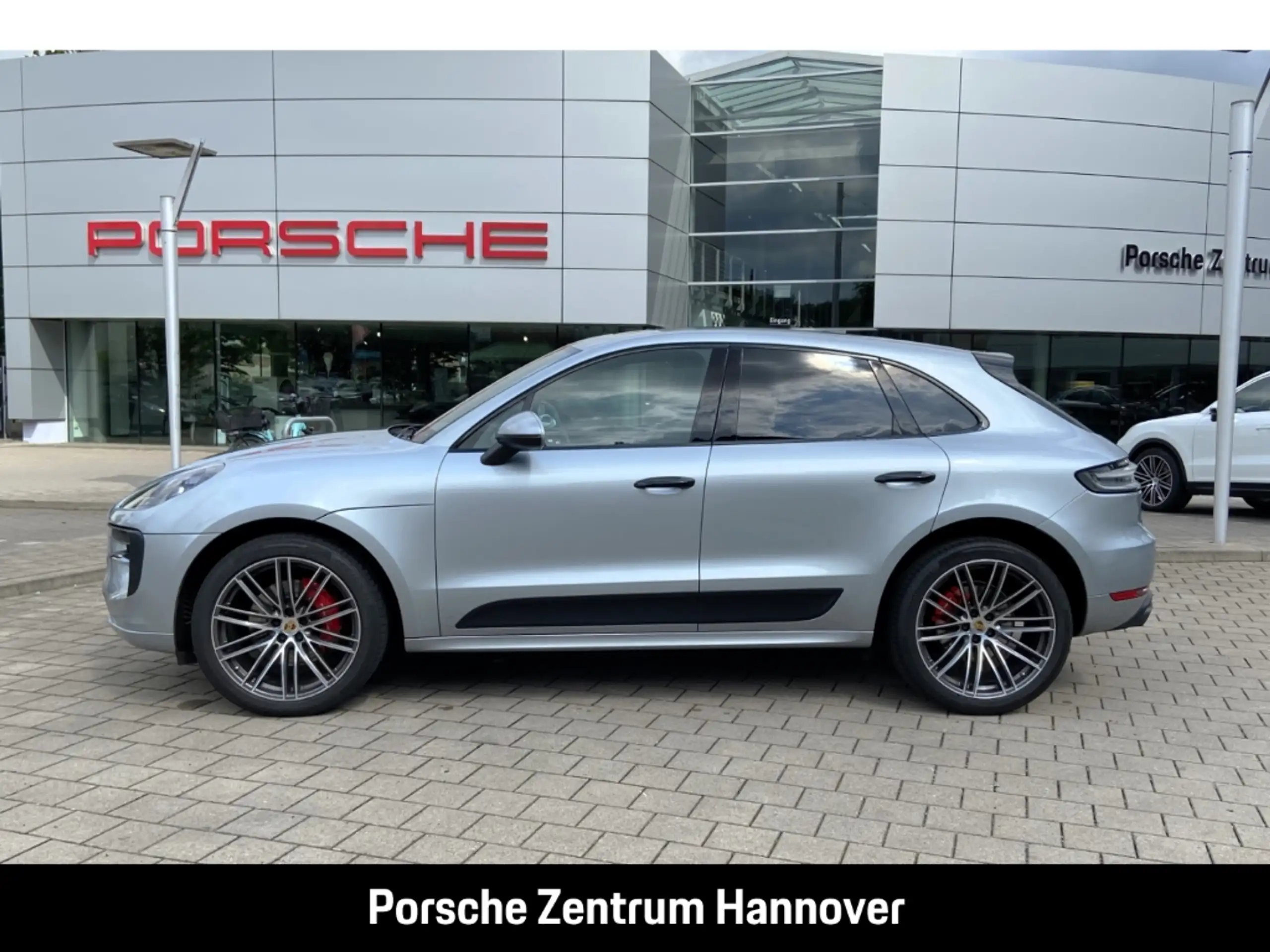 Porsche - Macan