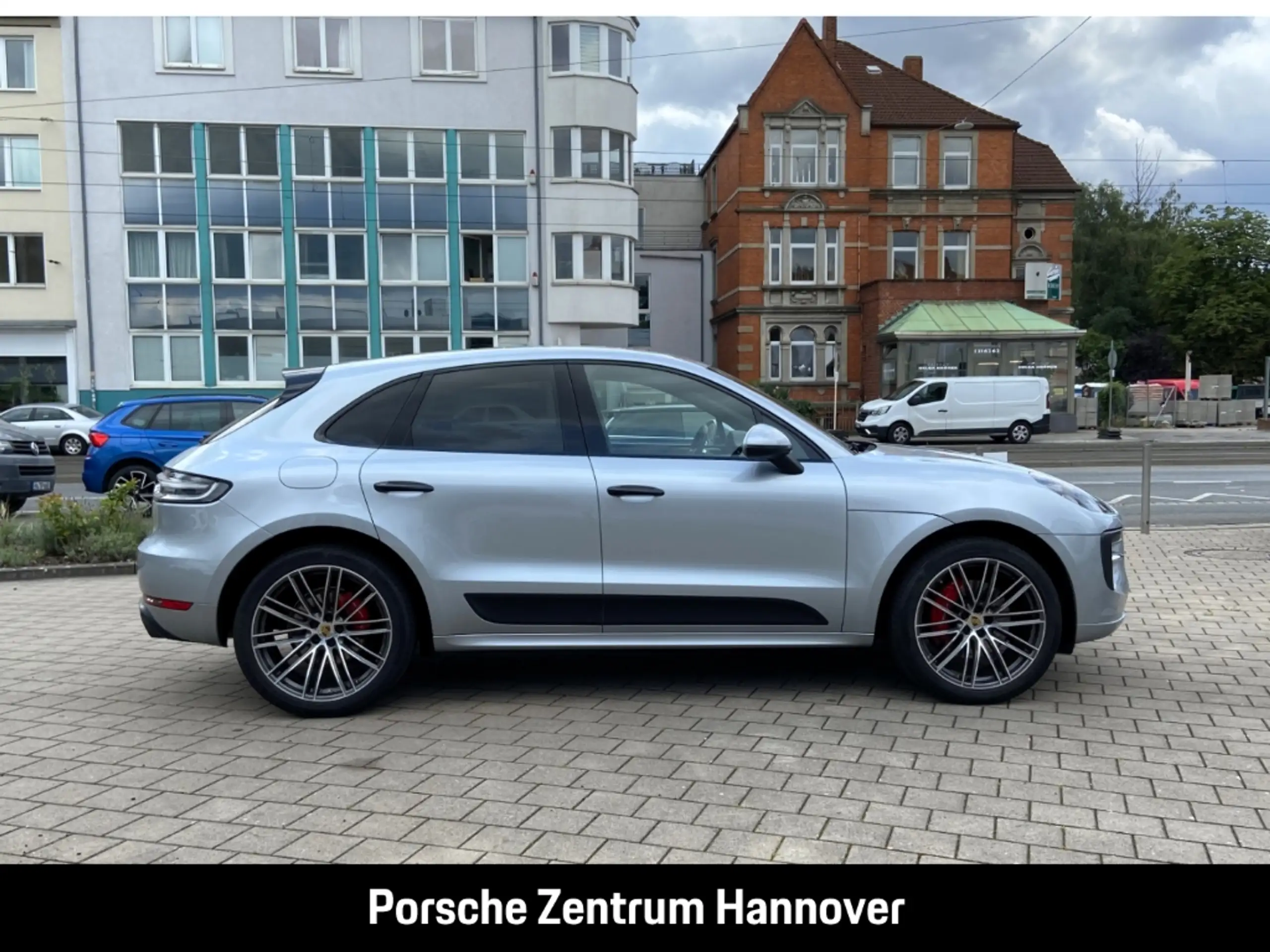 Porsche - Macan