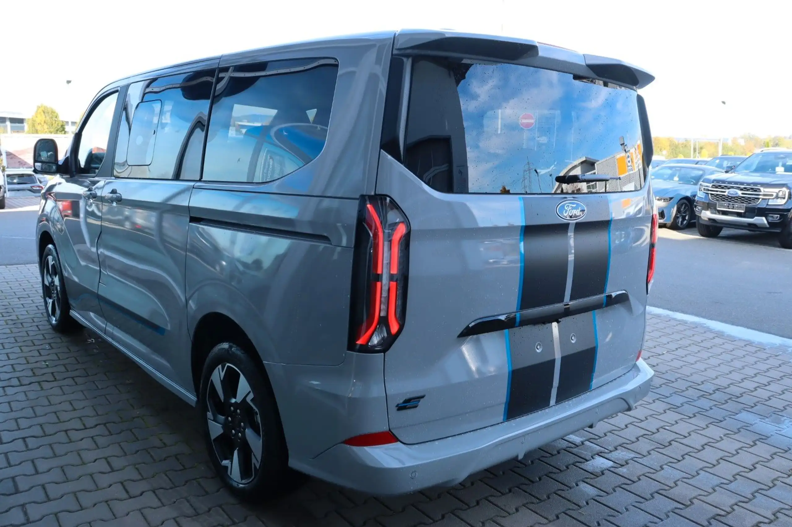 Ford - Tourneo Custom