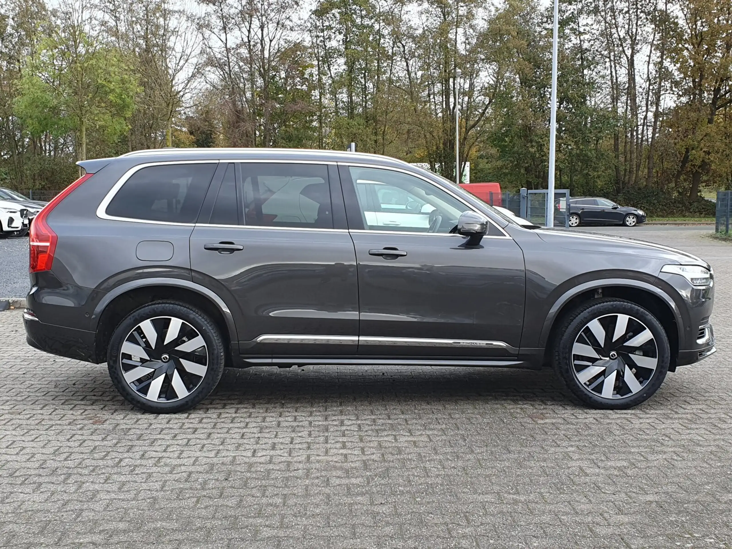 Volvo - XC90