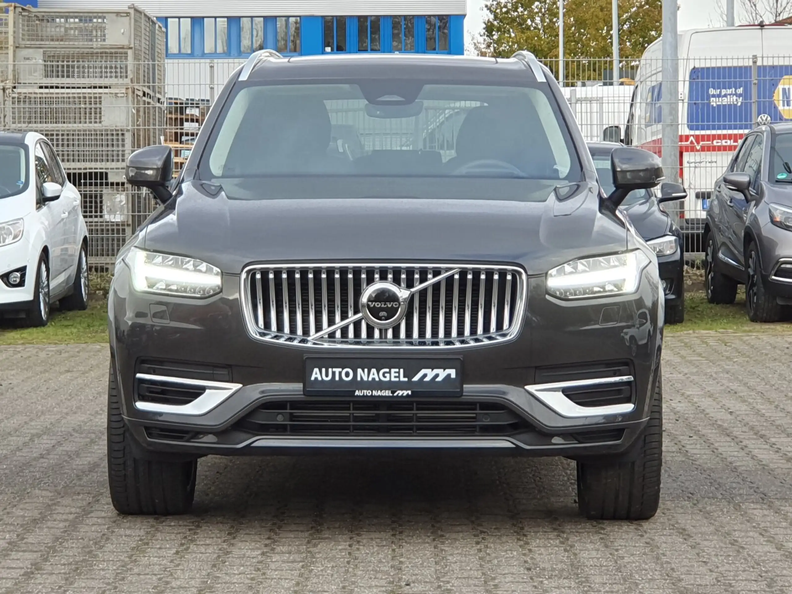 Volvo - XC90