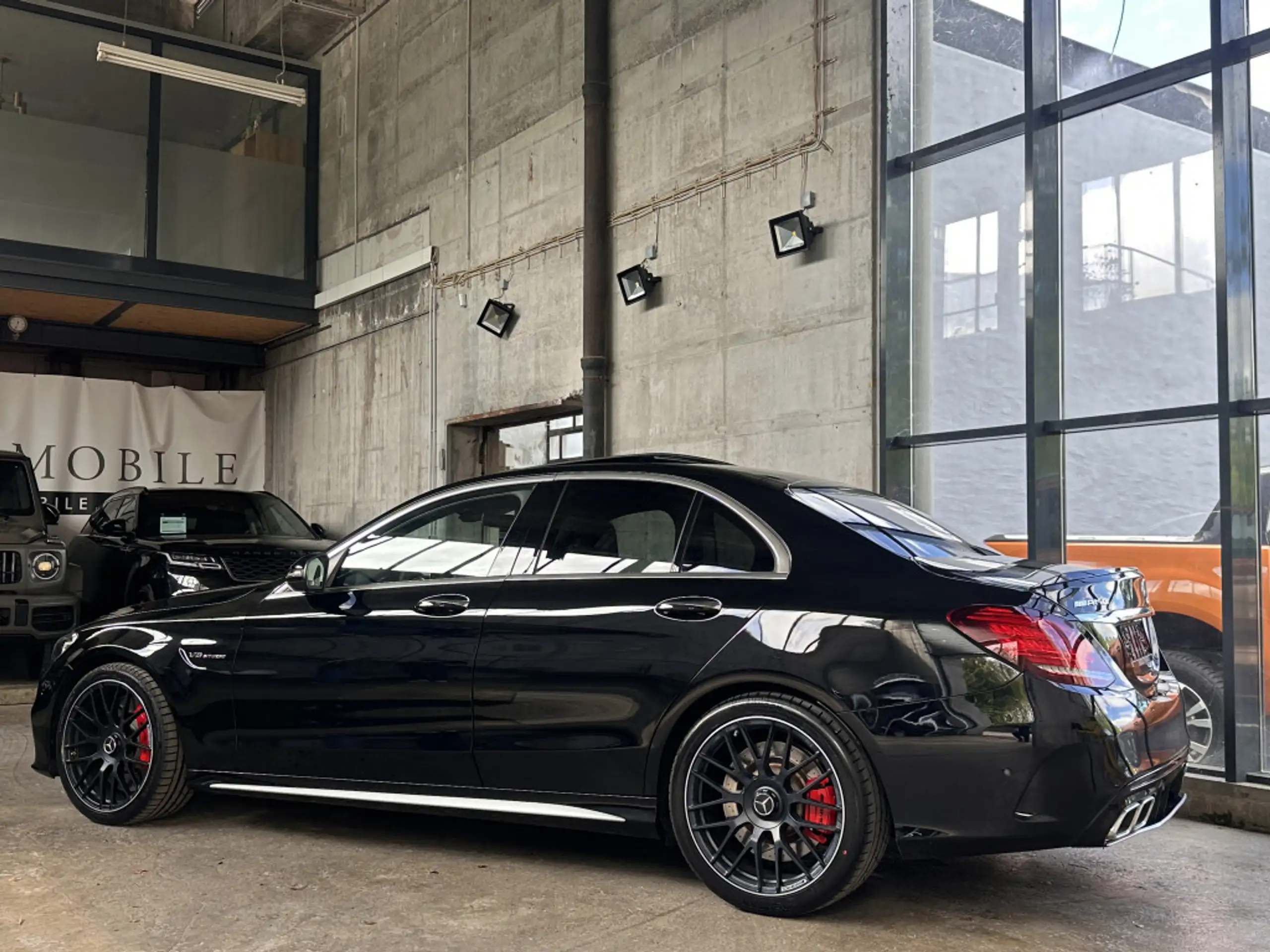 Mercedes-Benz - C 63 AMG