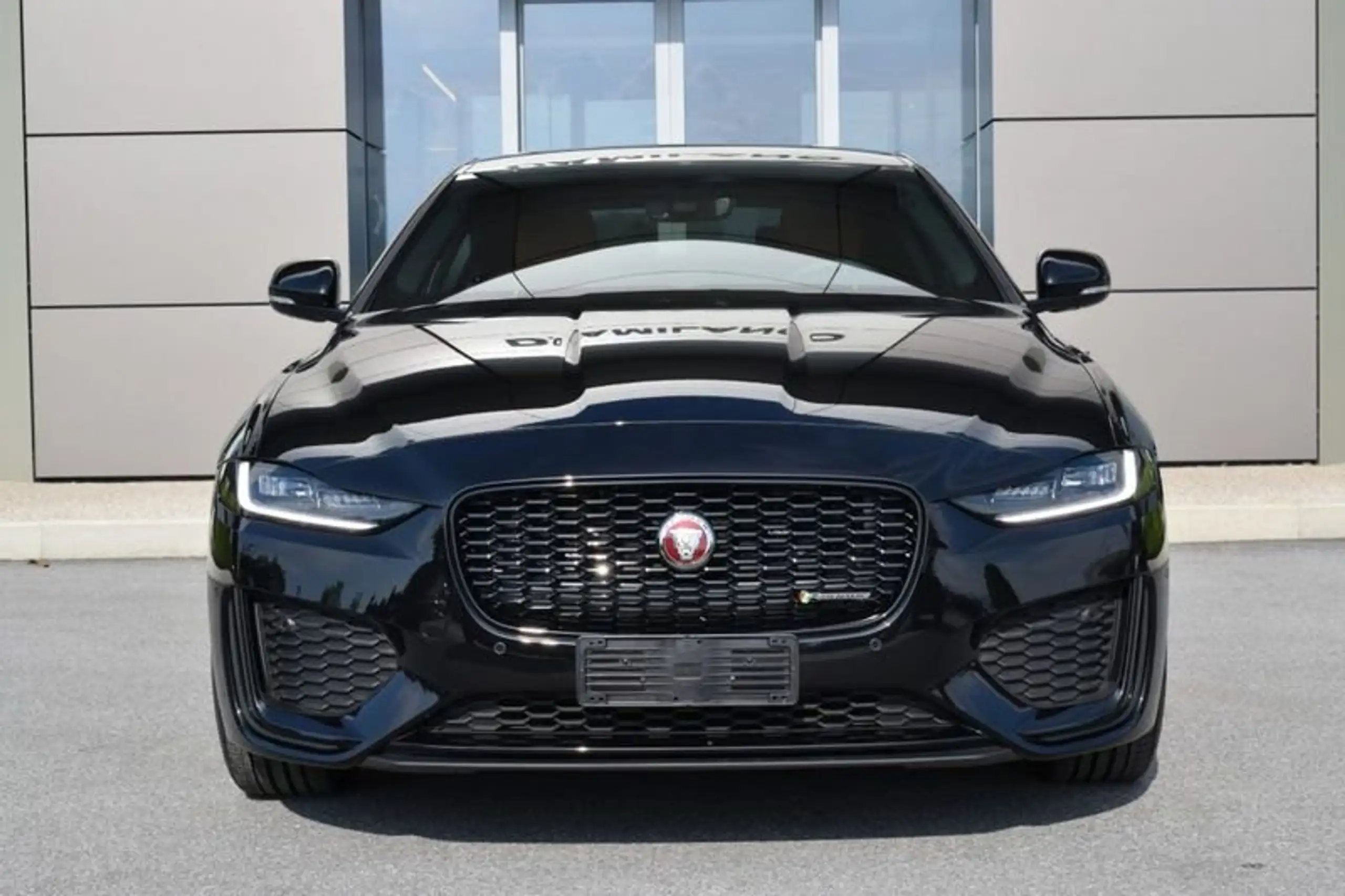 Jaguar - XE