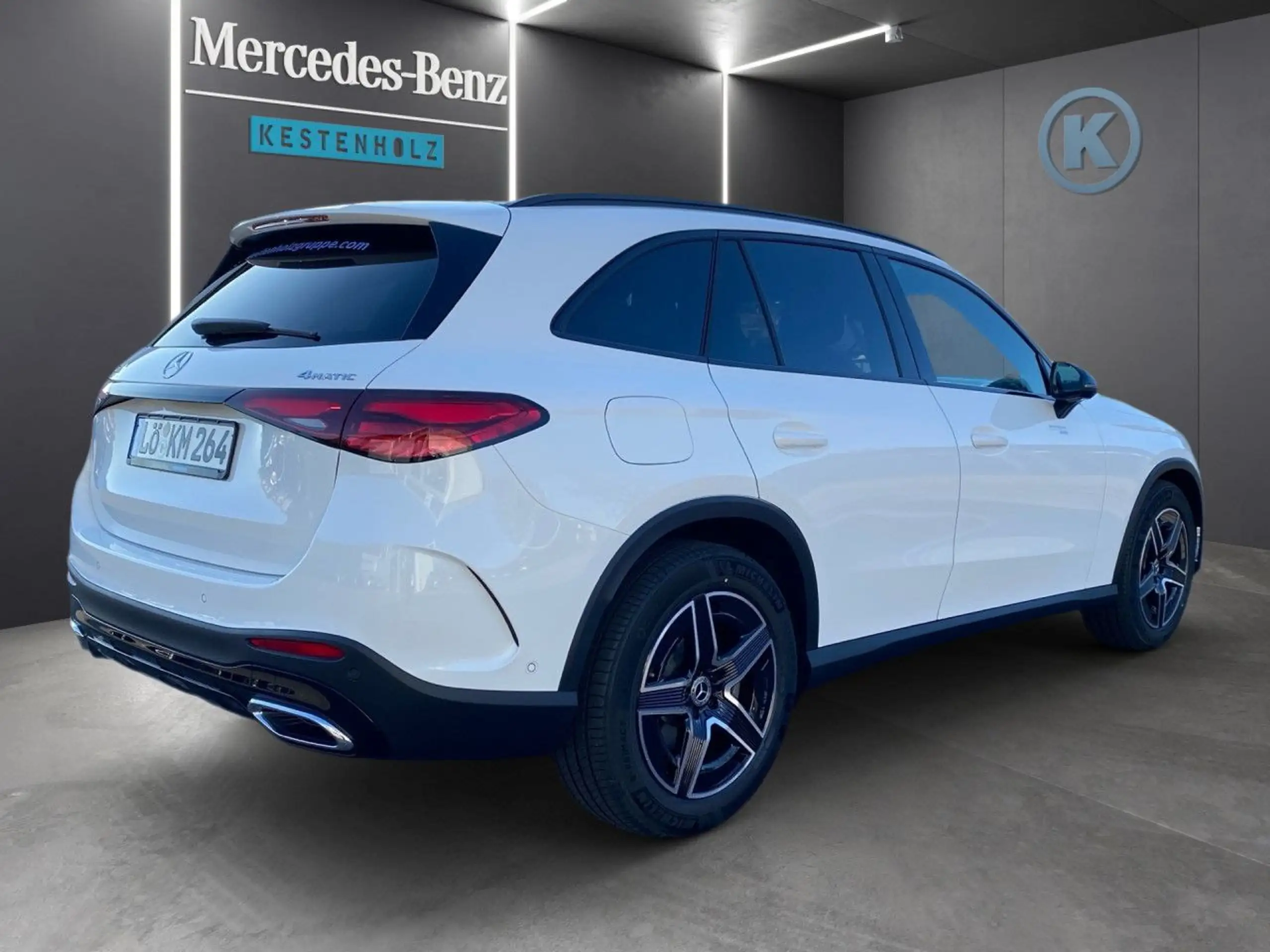 Mercedes-Benz - GLC 220