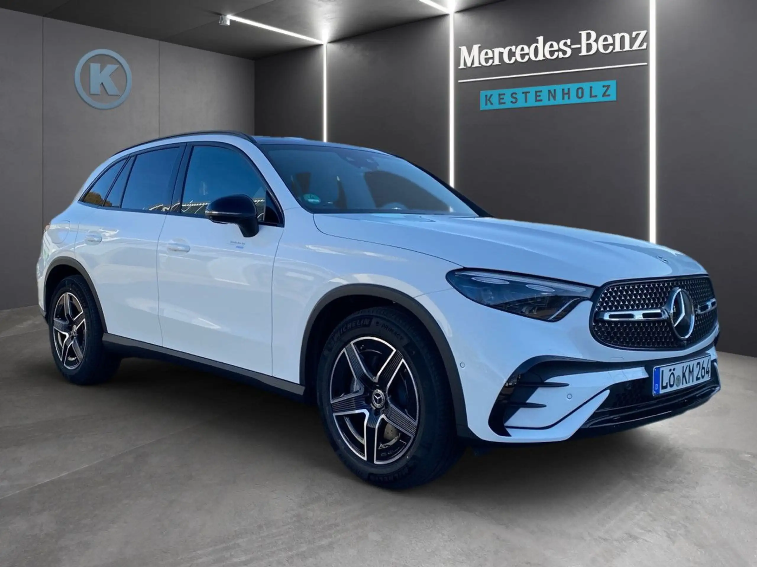 Mercedes-Benz - GLC 220