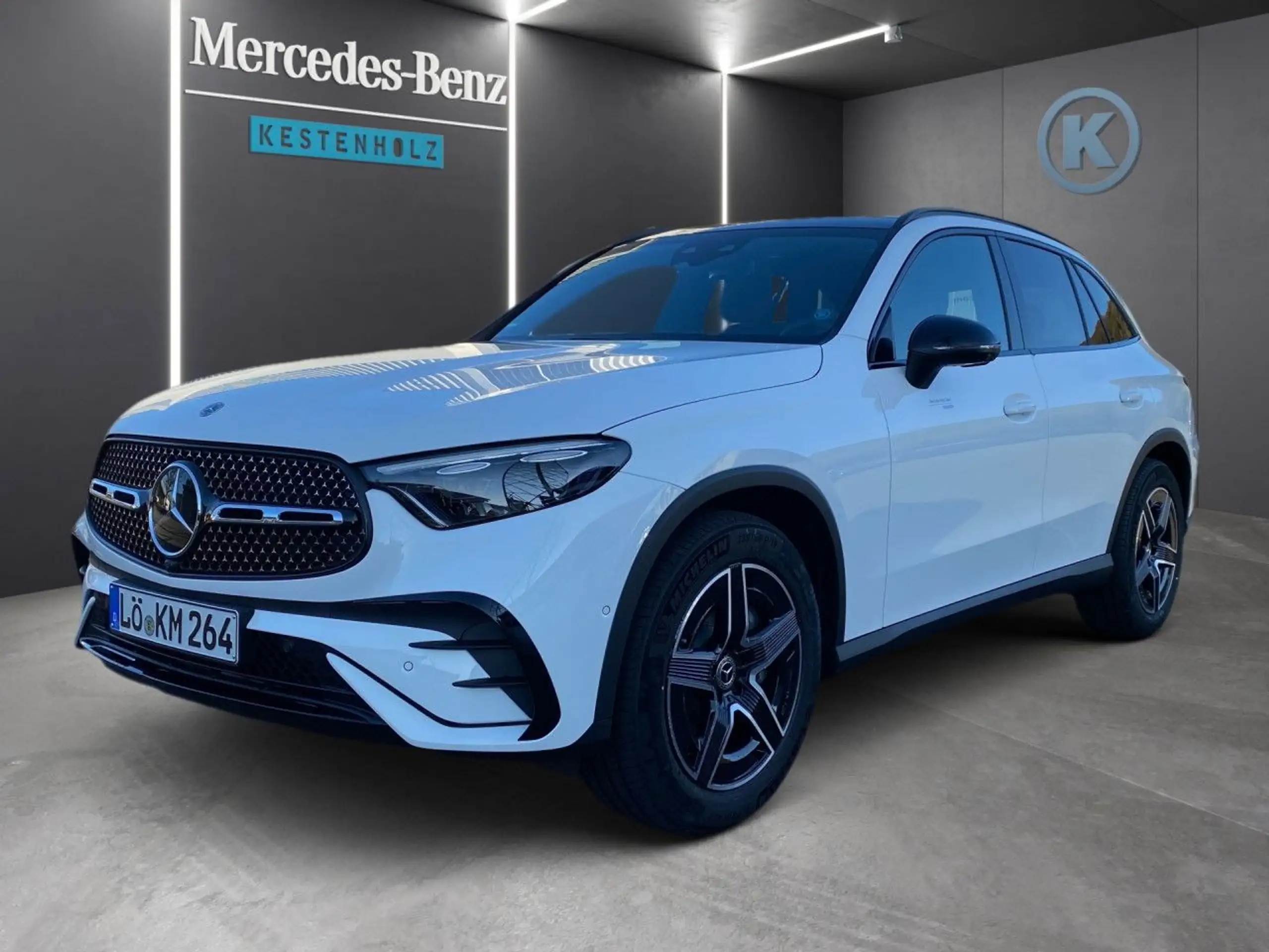 Mercedes-Benz - GLC 220