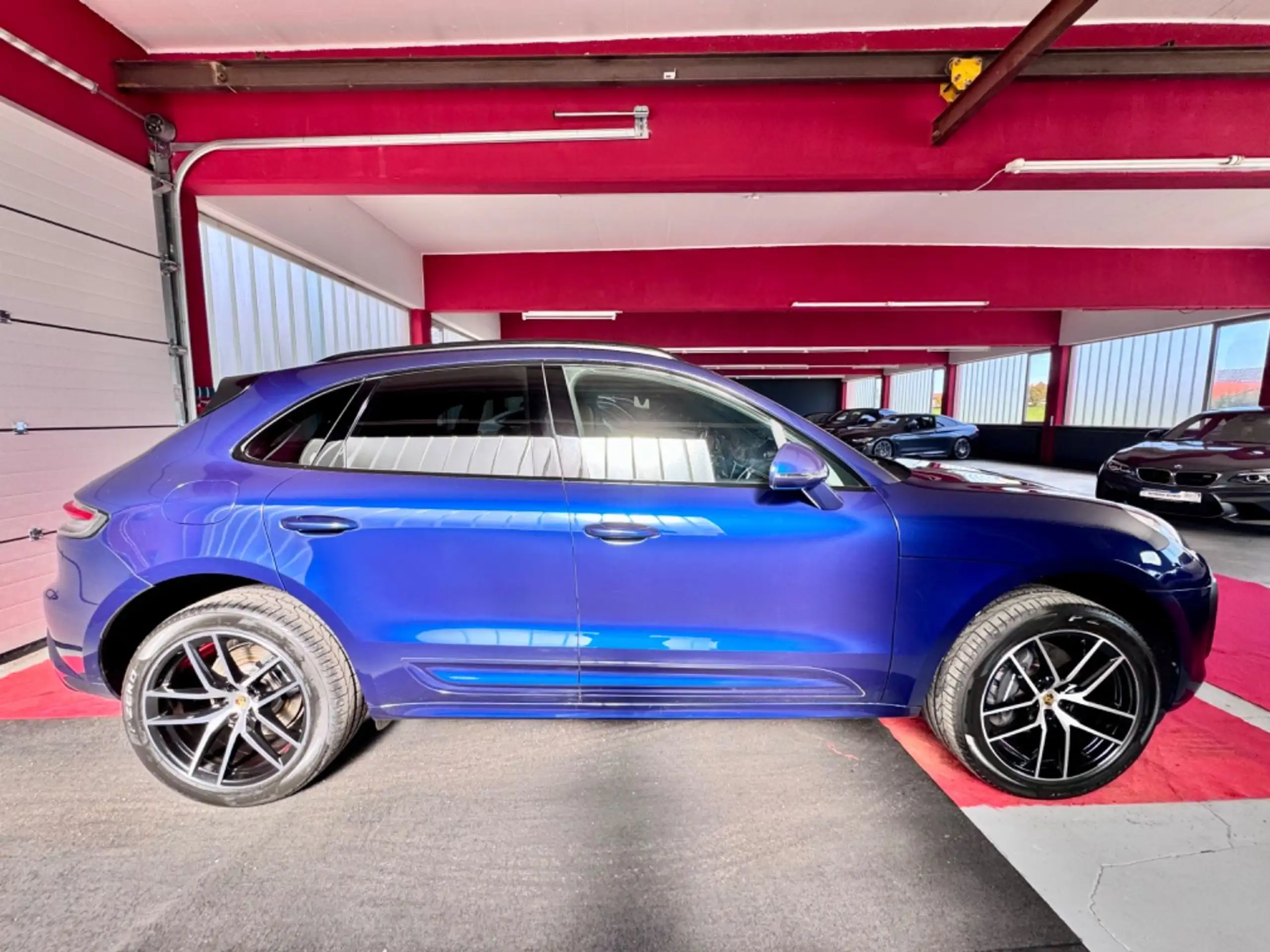 Porsche - Macan