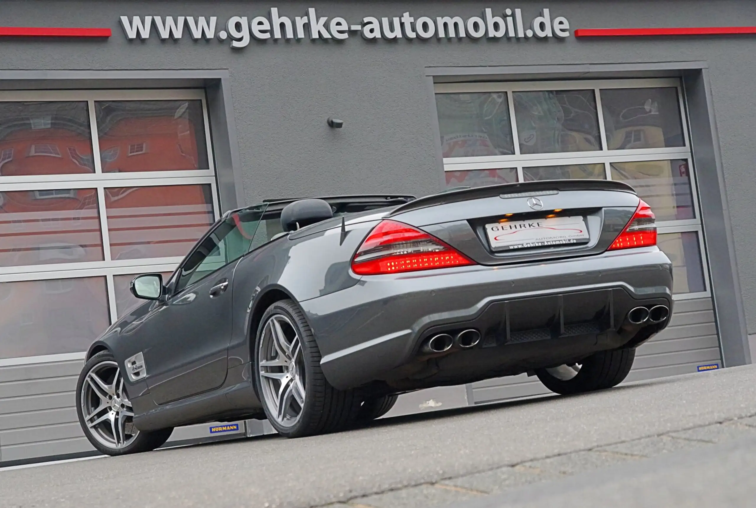 Mercedes-Benz - SL 63 AMG