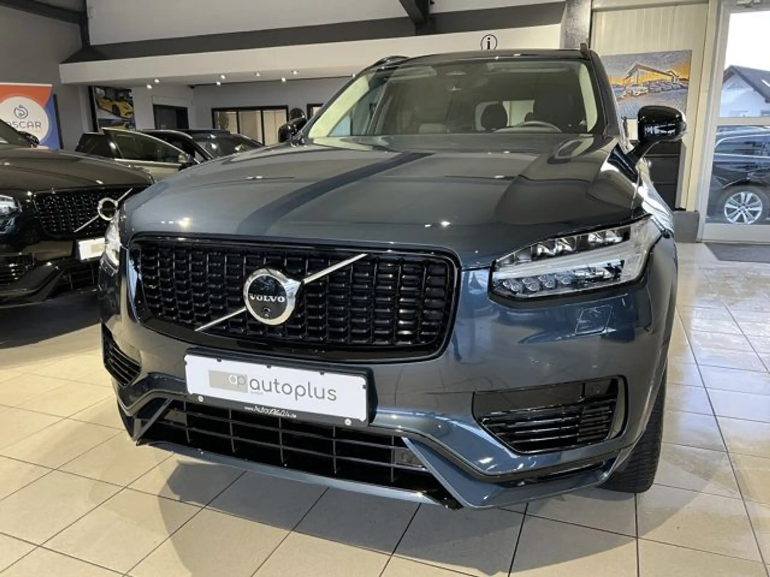 Volvo - XC90