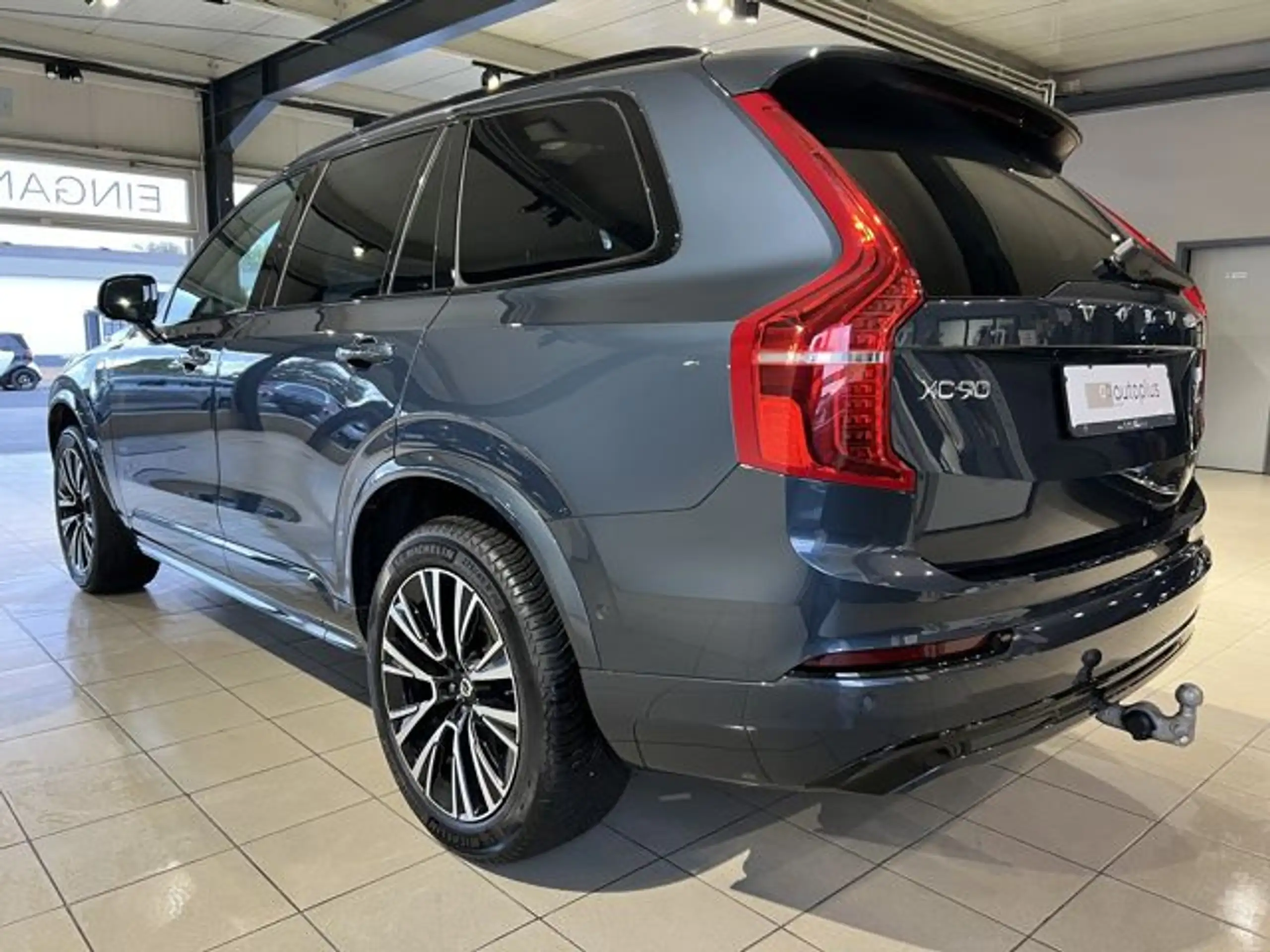 Volvo - XC90