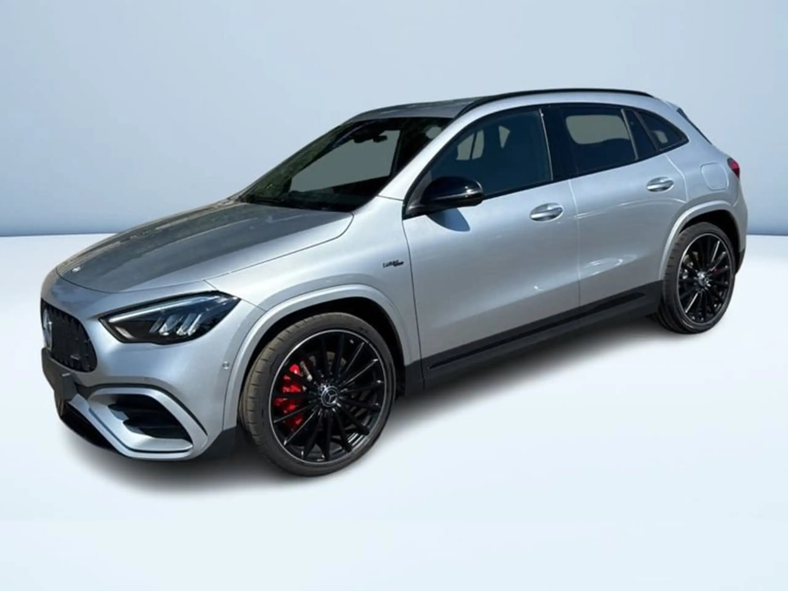 Mercedes-Benz - GLA 35 AMG