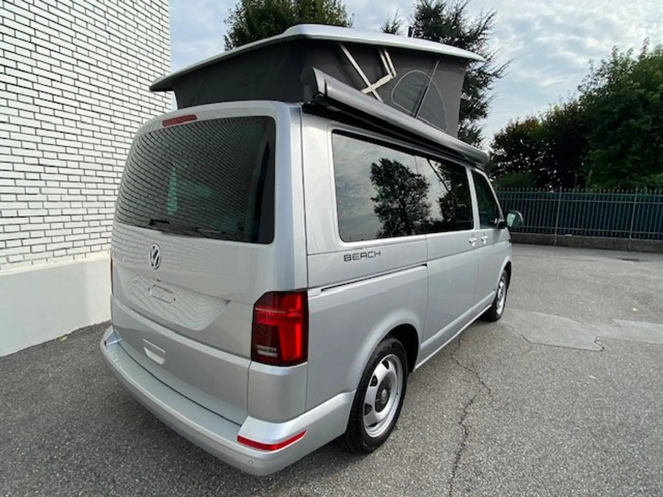 Volkswagen - T6.1 California