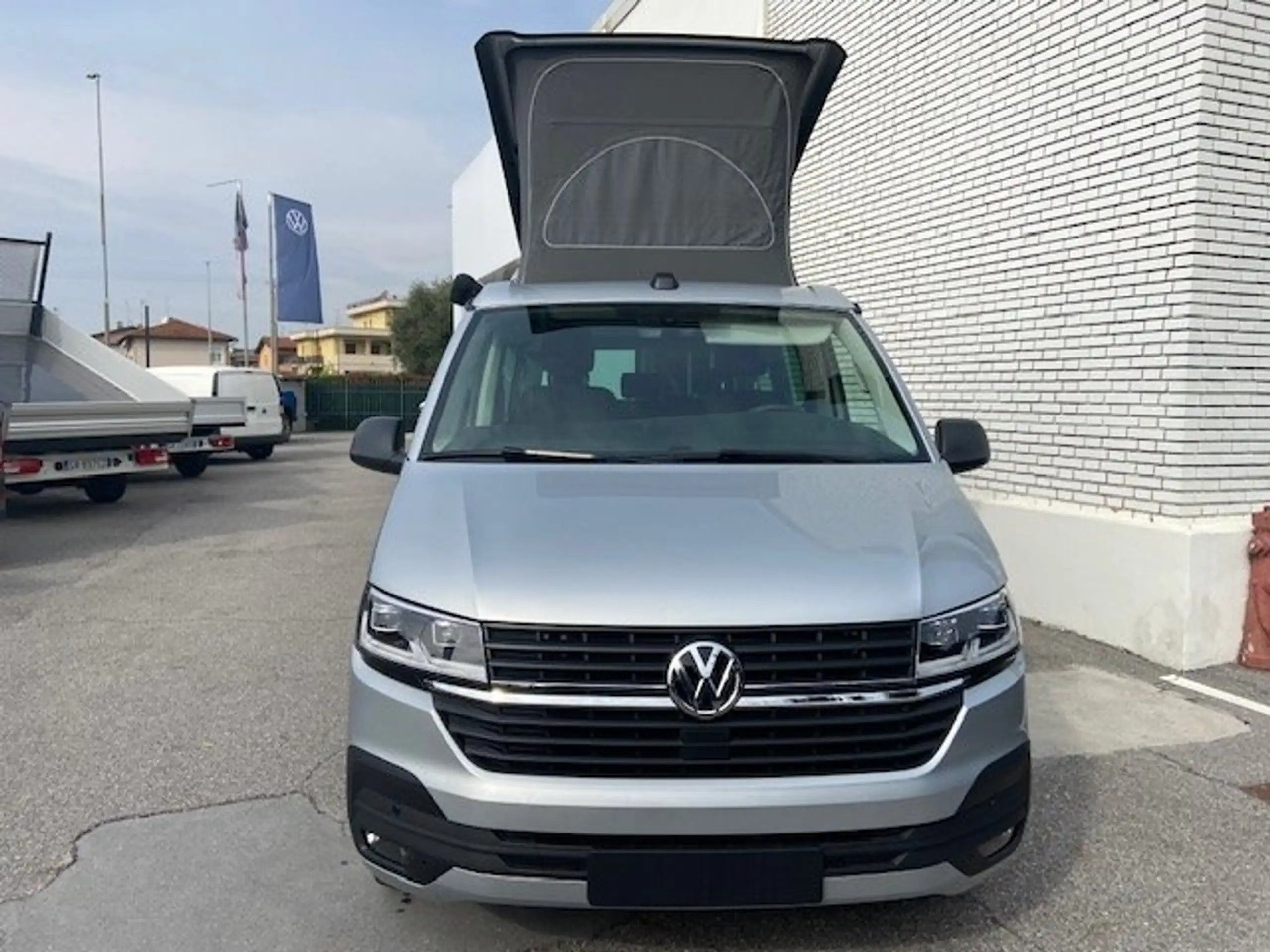 Volkswagen - T6.1 California