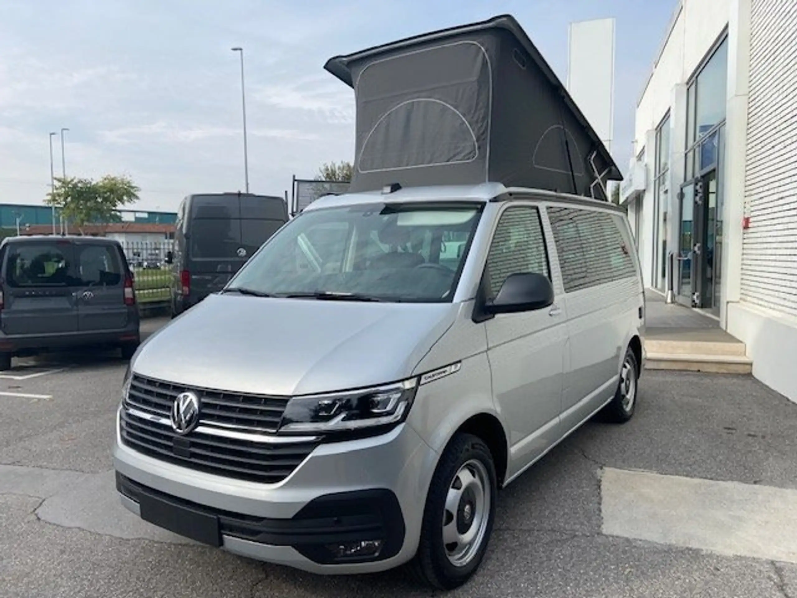 Volkswagen - T6.1 California