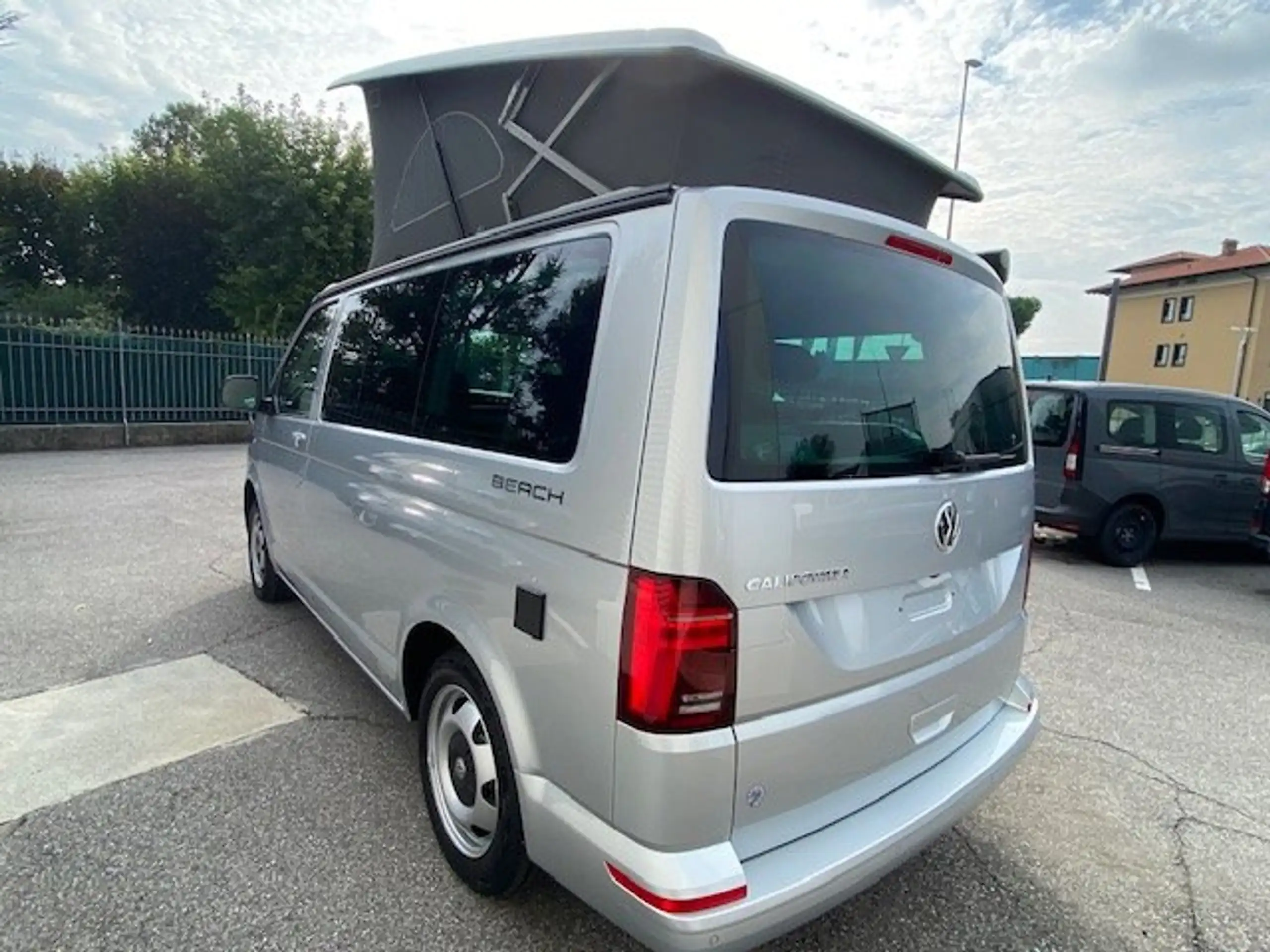 Volkswagen - T6.1 California