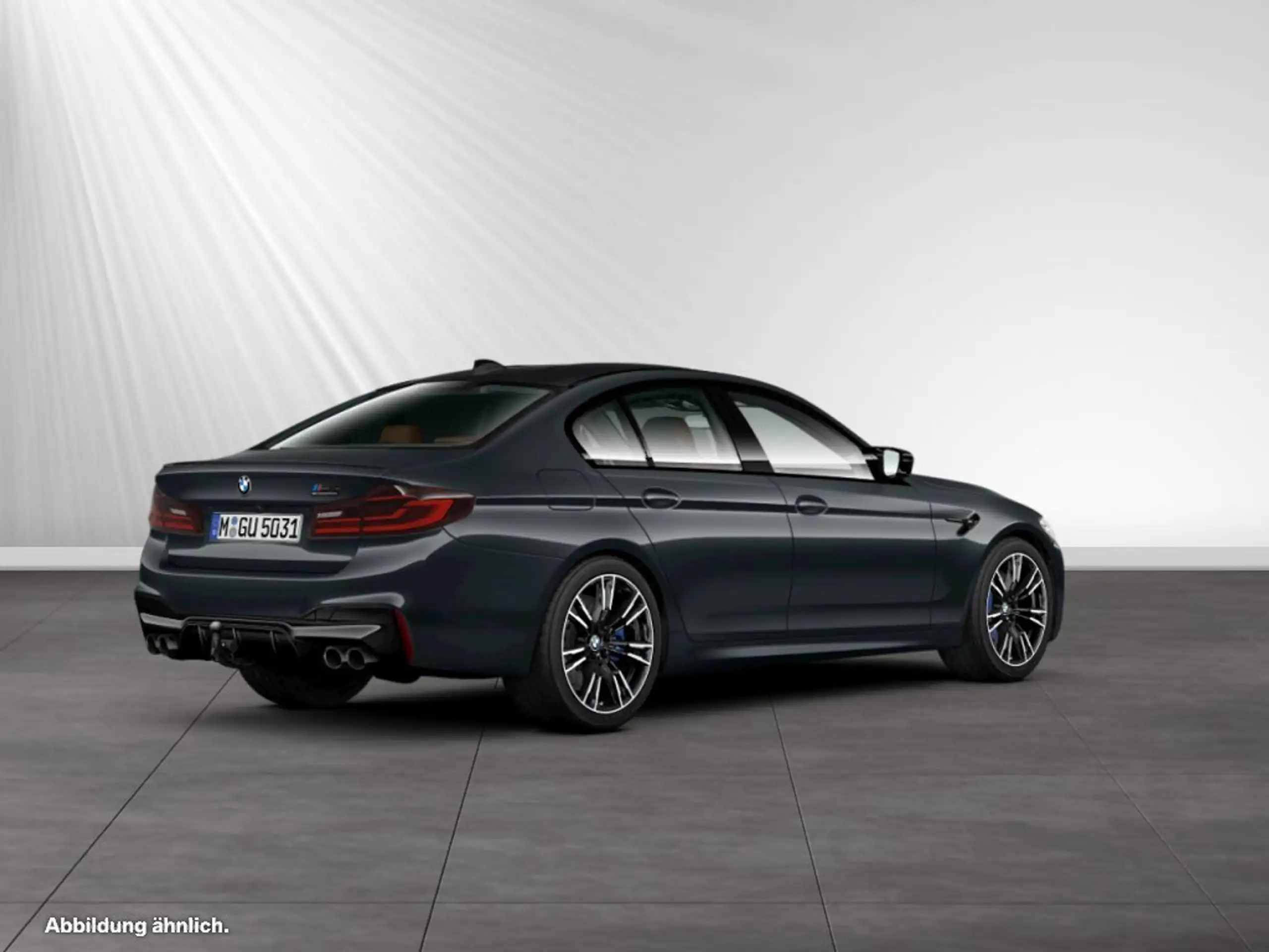 BMW - M5