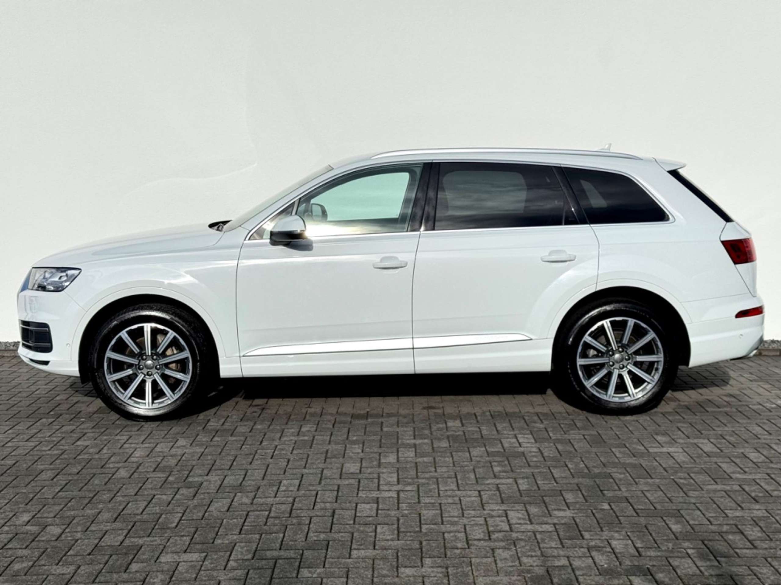 Audi - Q7