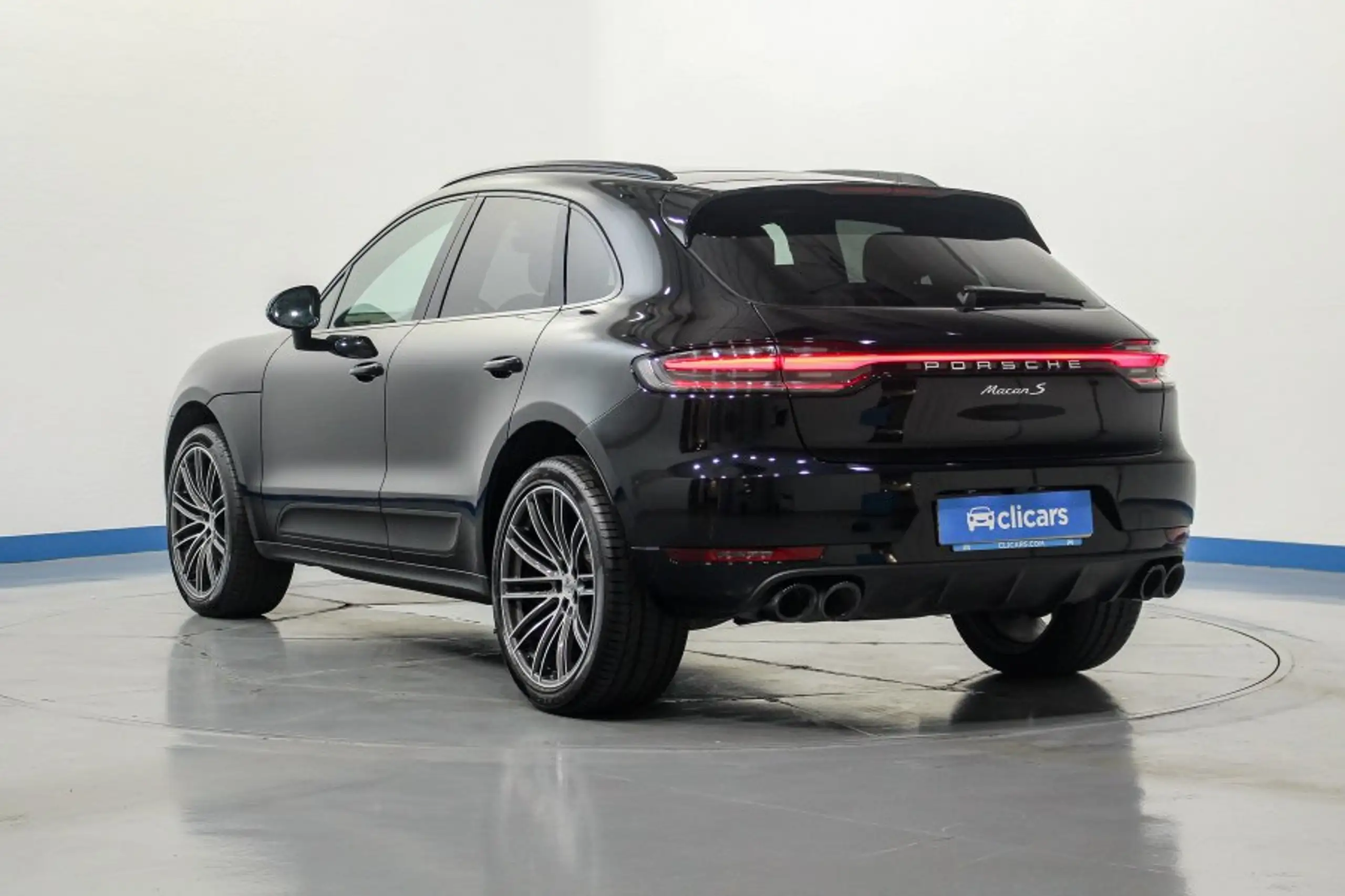 Porsche - Macan