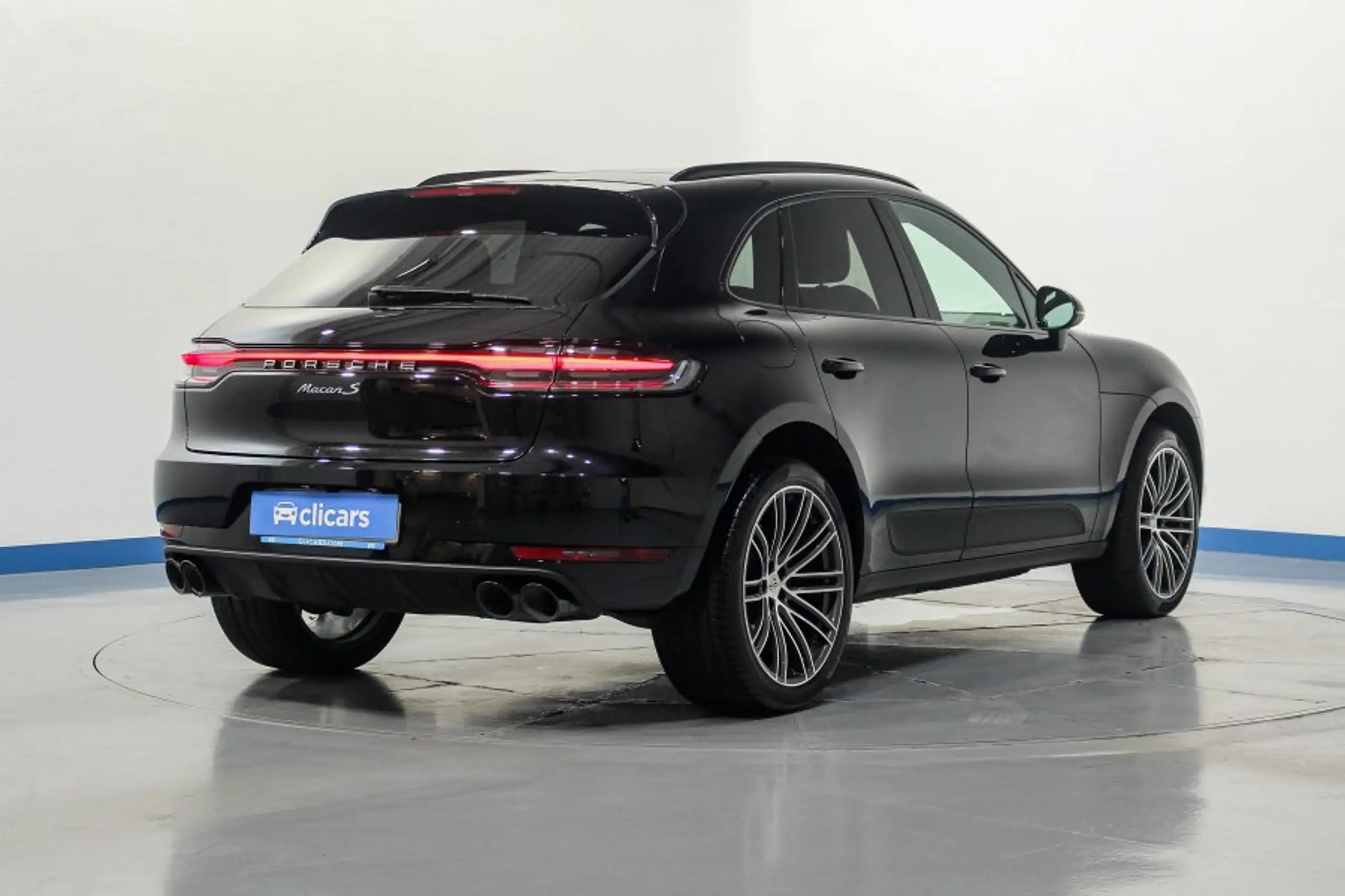 Porsche - Macan