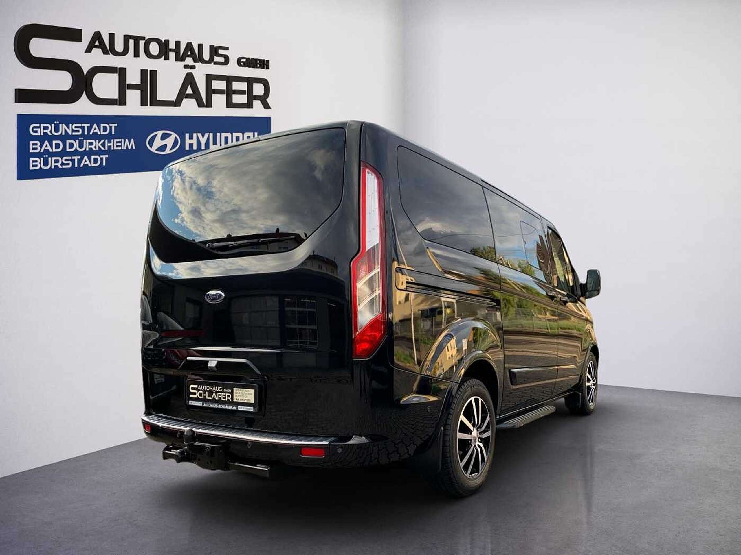 Ford - Tourneo Custom