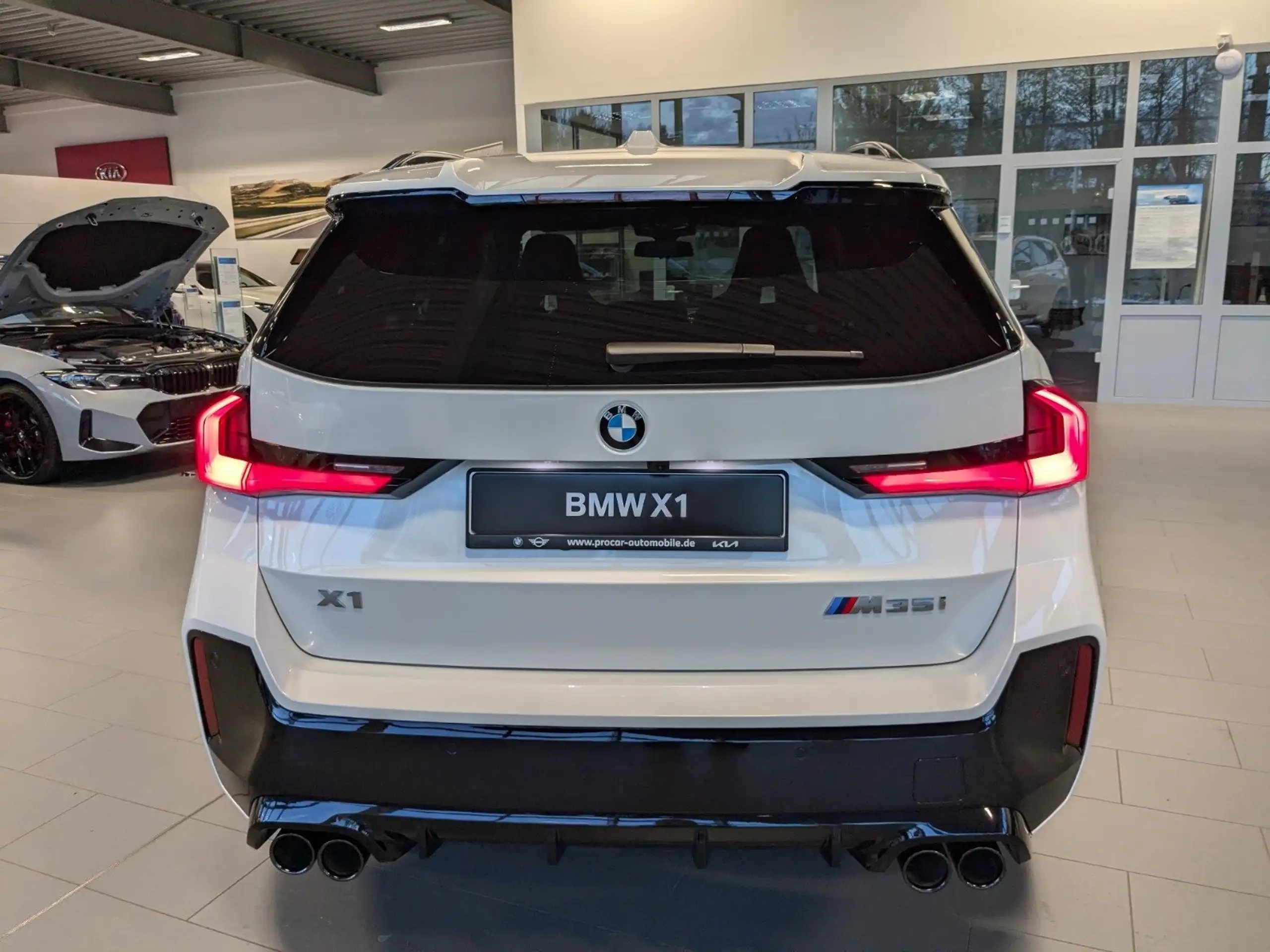 BMW - X1