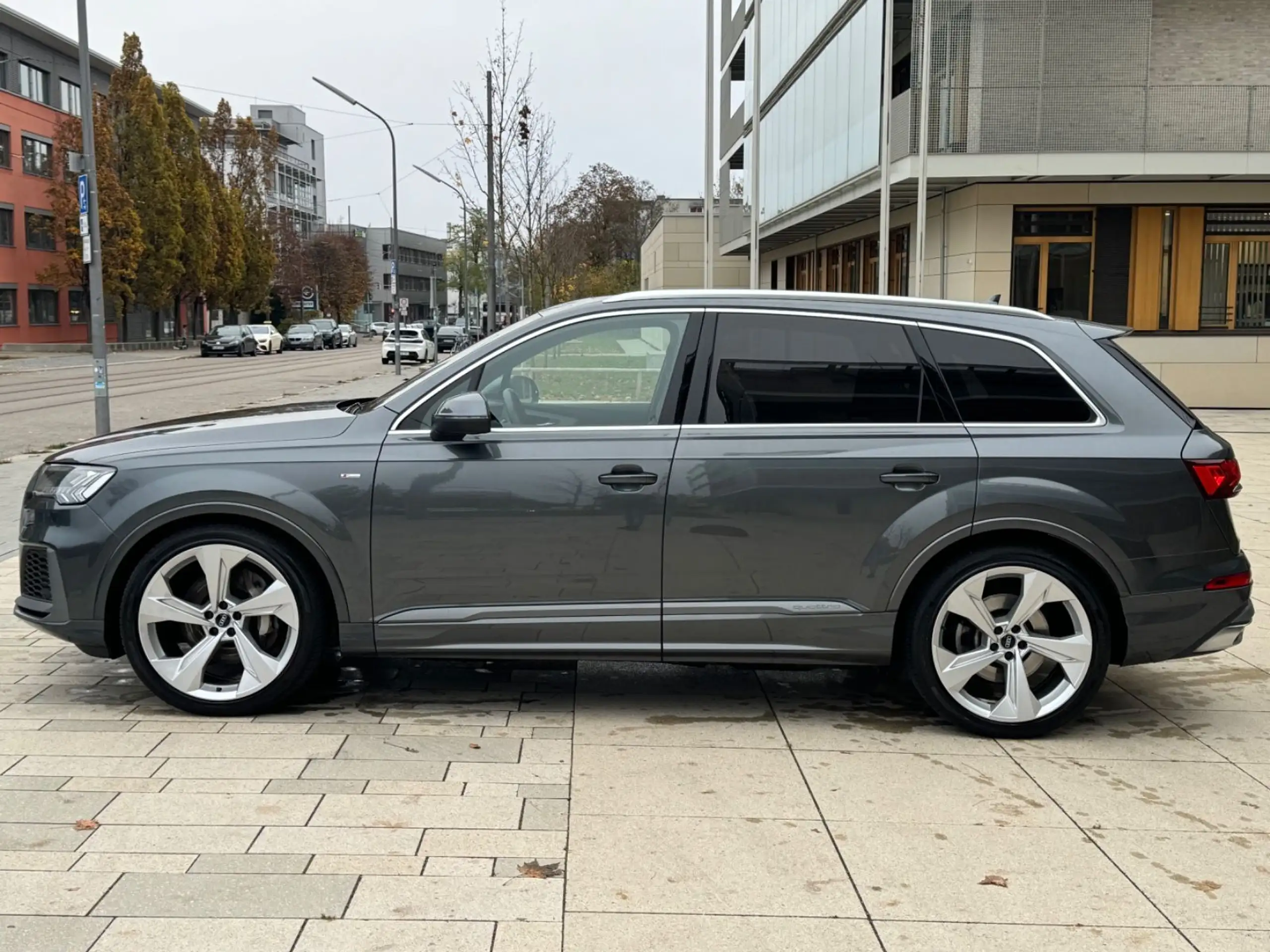 Audi - Q7