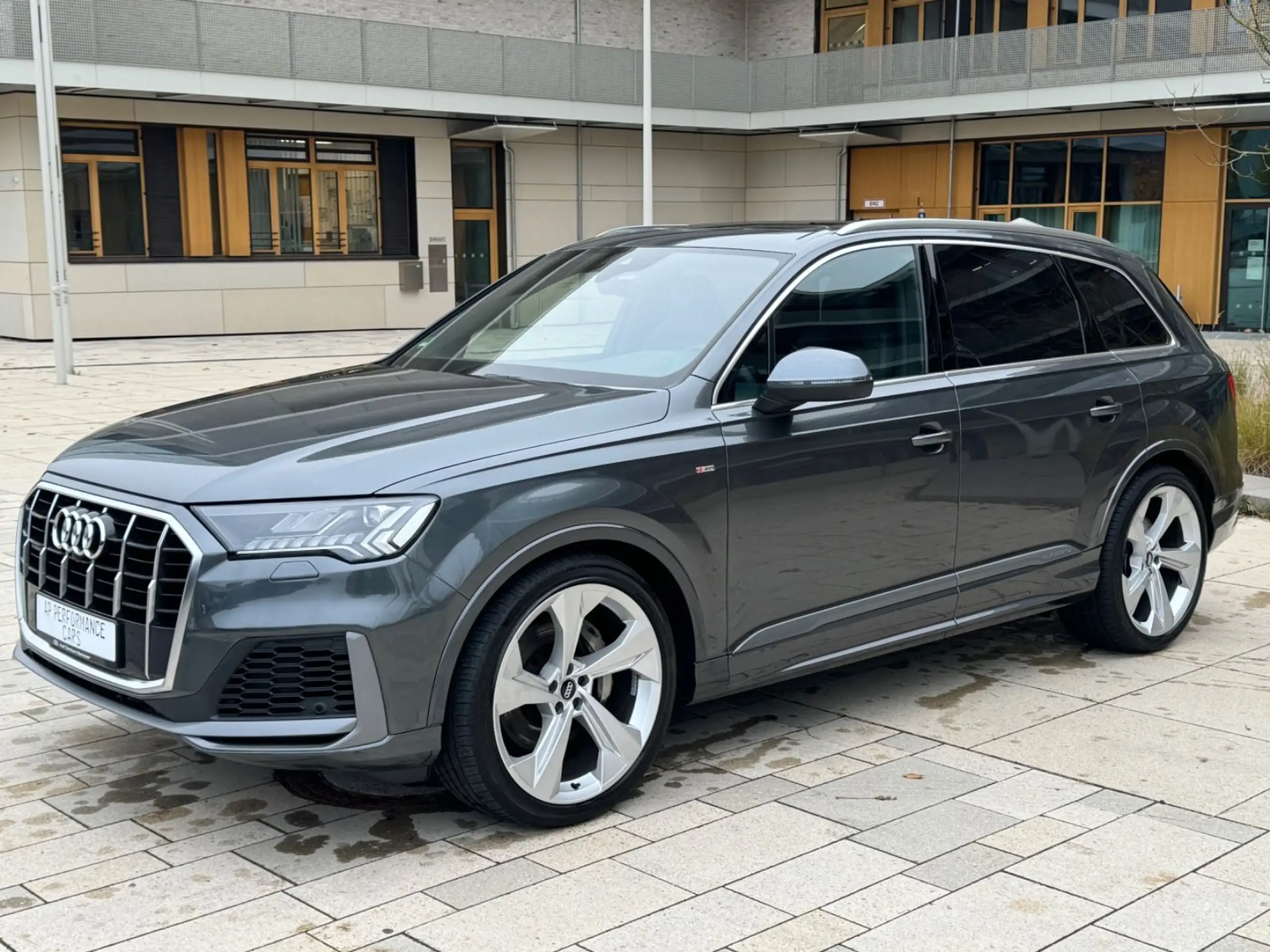 Audi - Q7