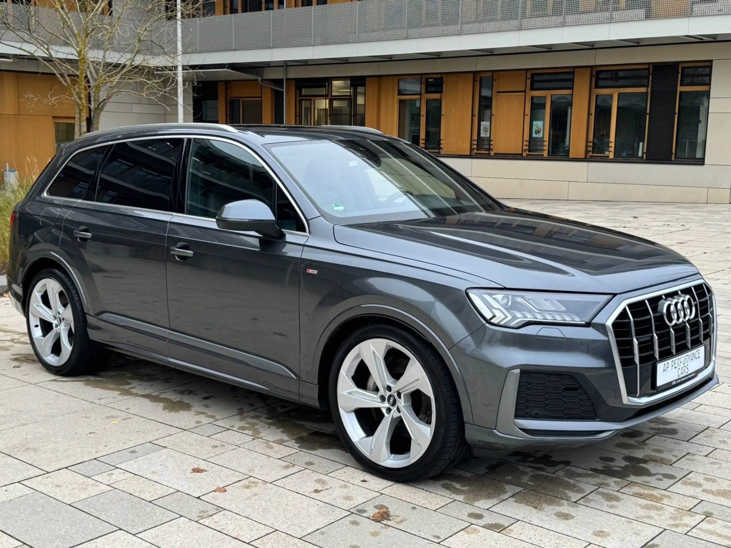 Audi - Q7