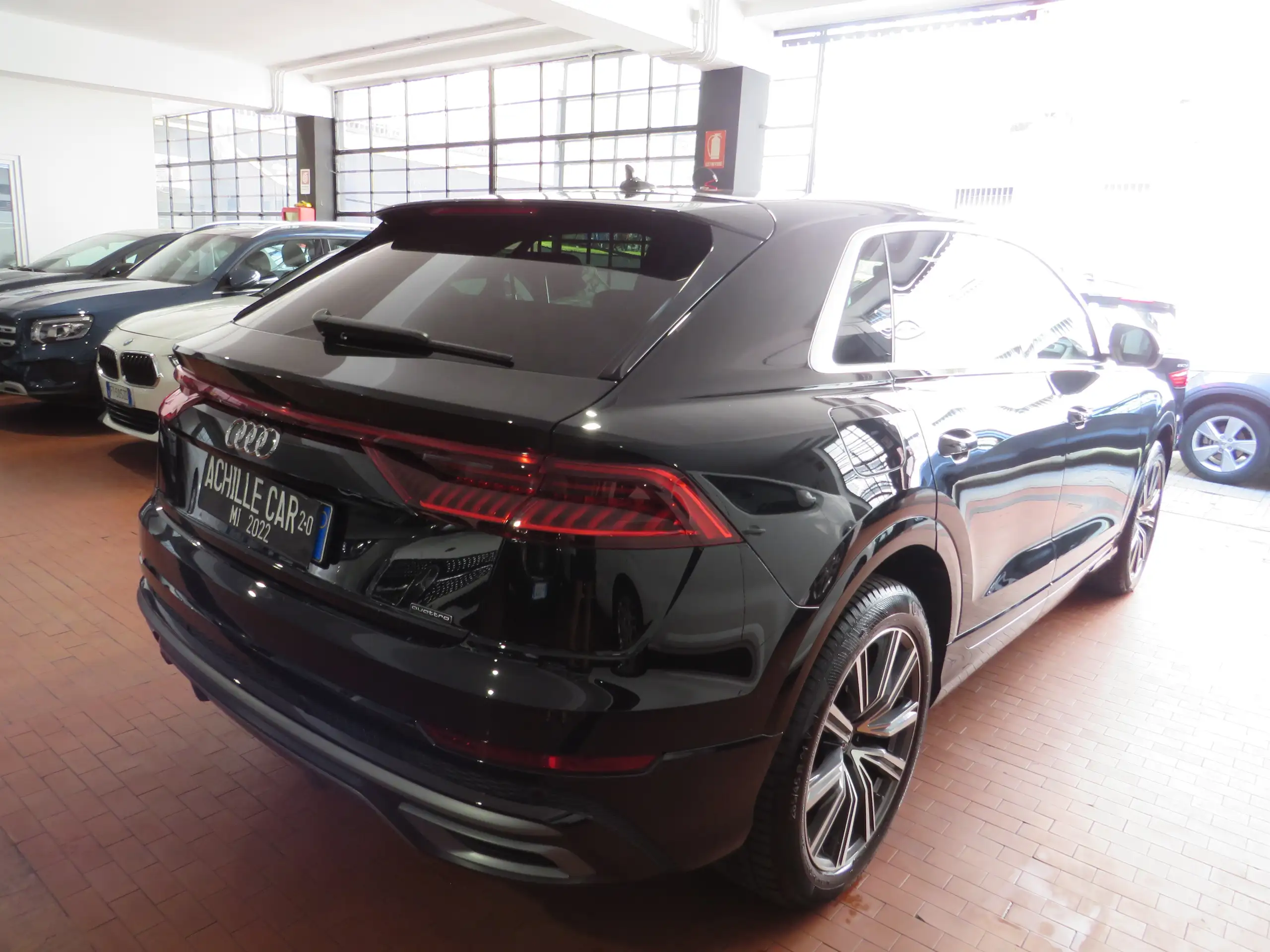 Audi - Q8