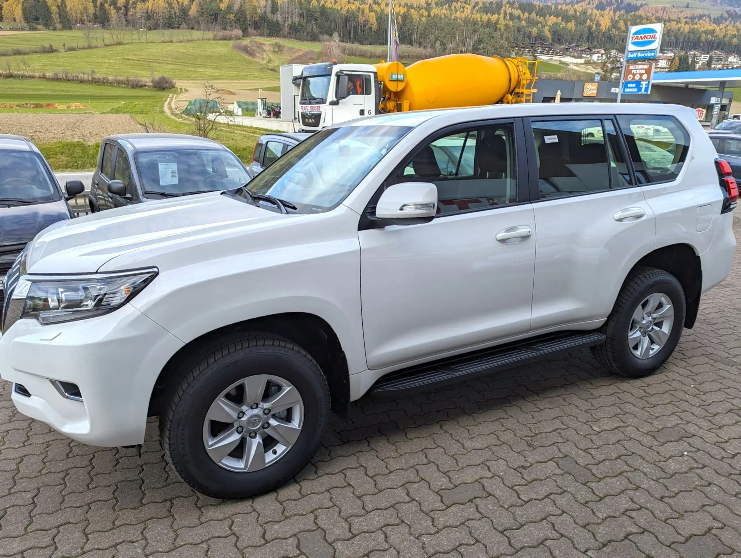 Toyota - Land Cruiser