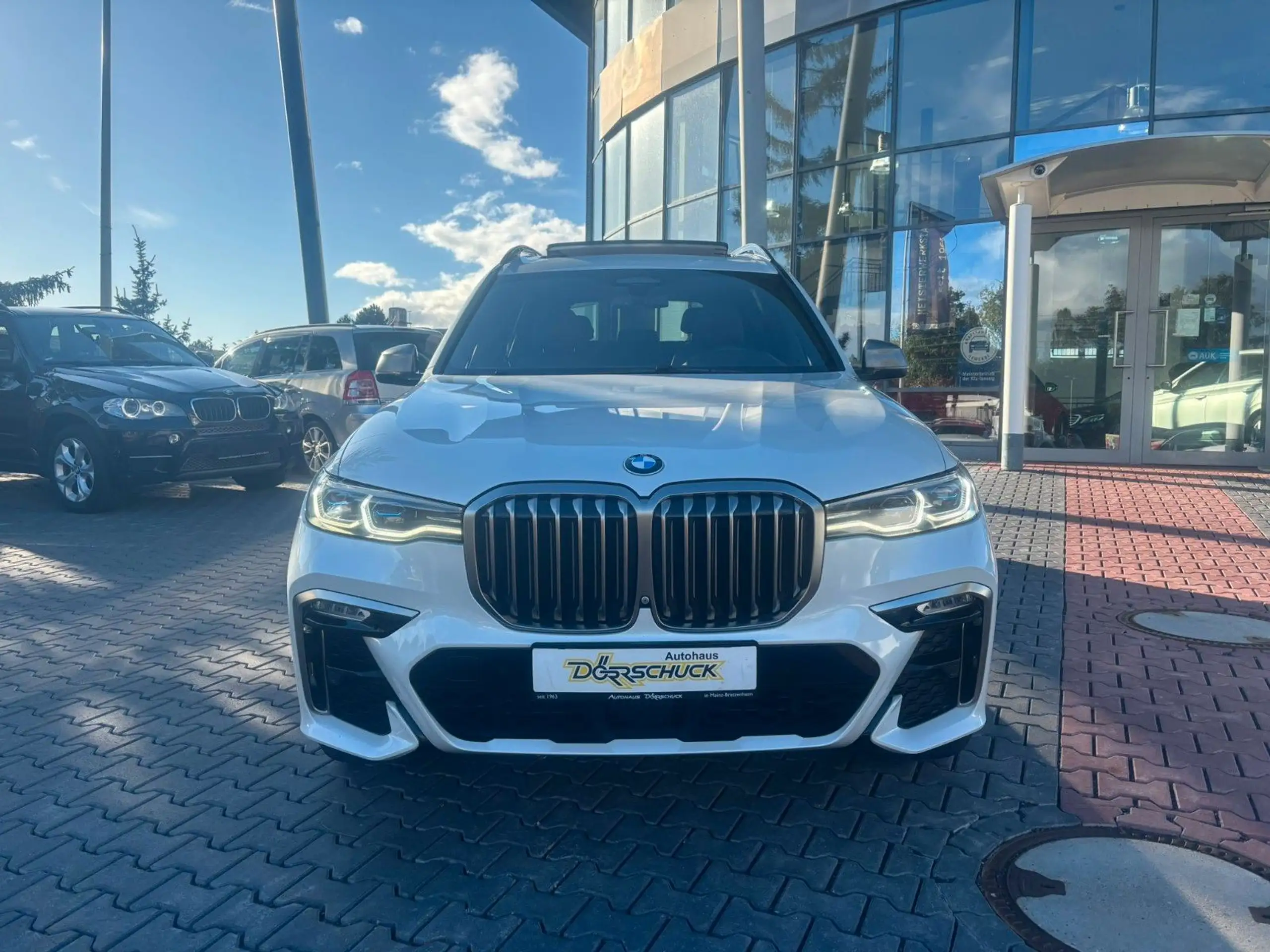 BMW - X7