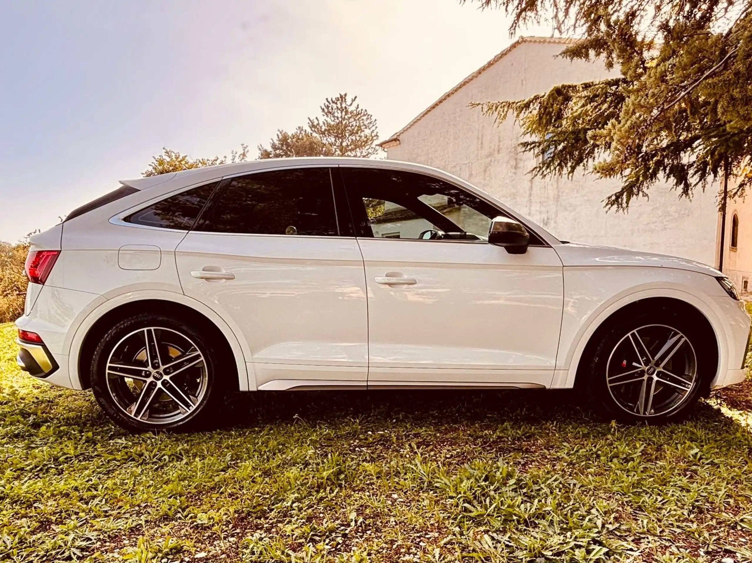 Audi - SQ5