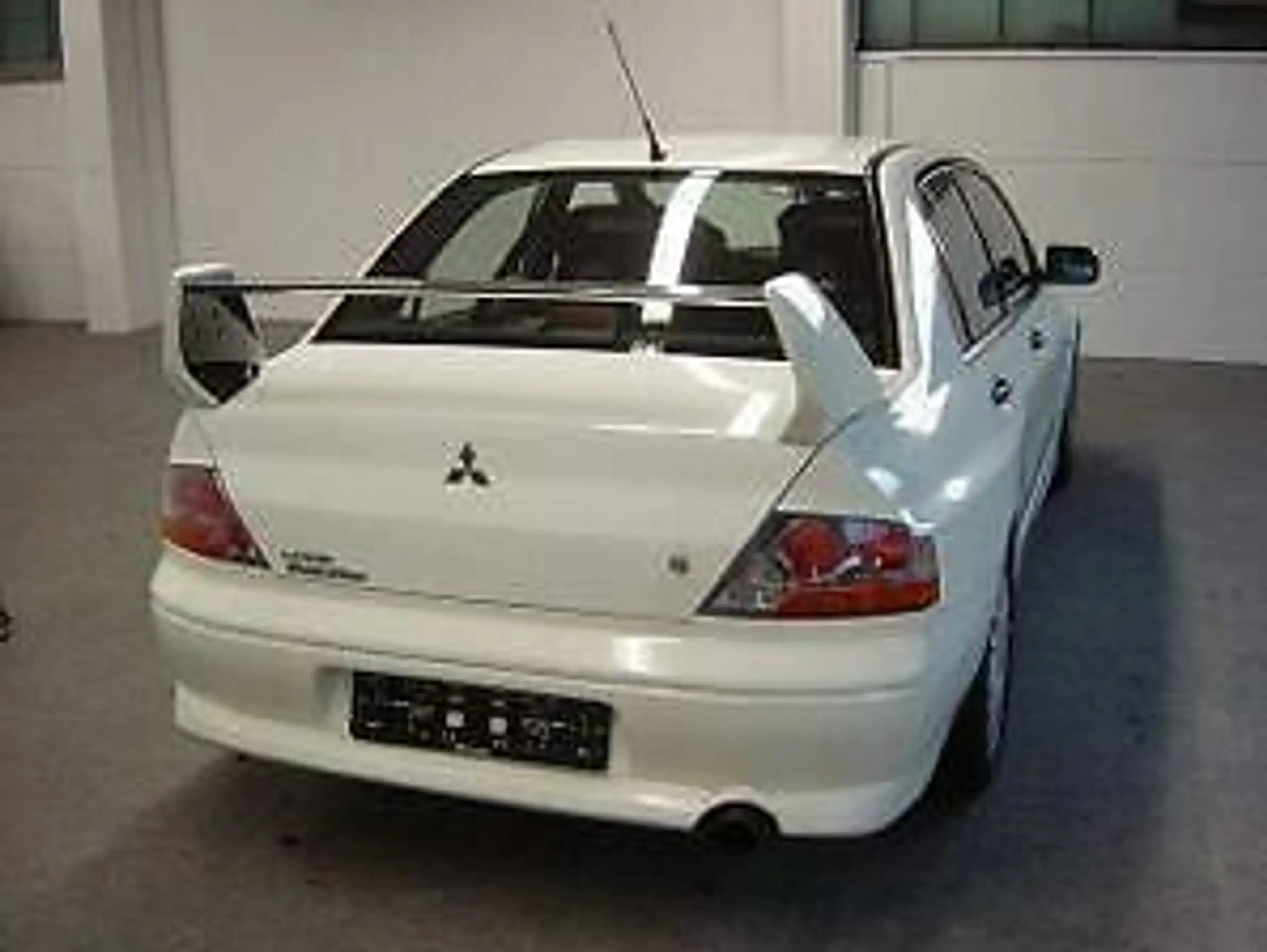 Mitsubishi - Lancer