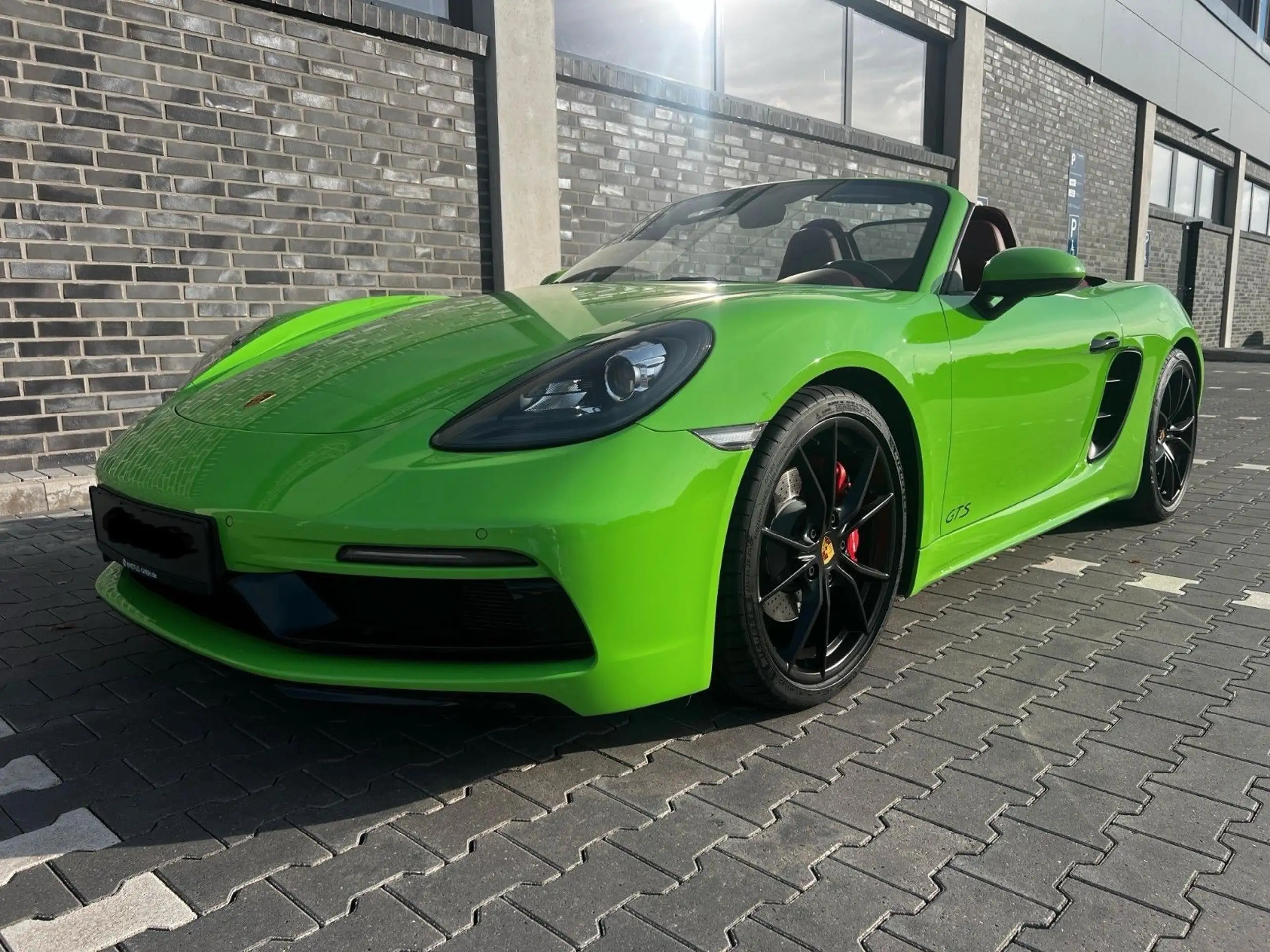 Porsche - Boxster