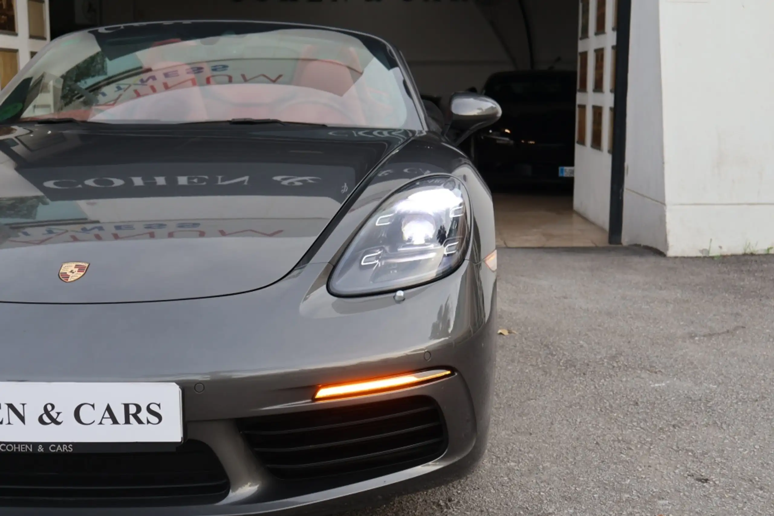 Porsche - Boxster