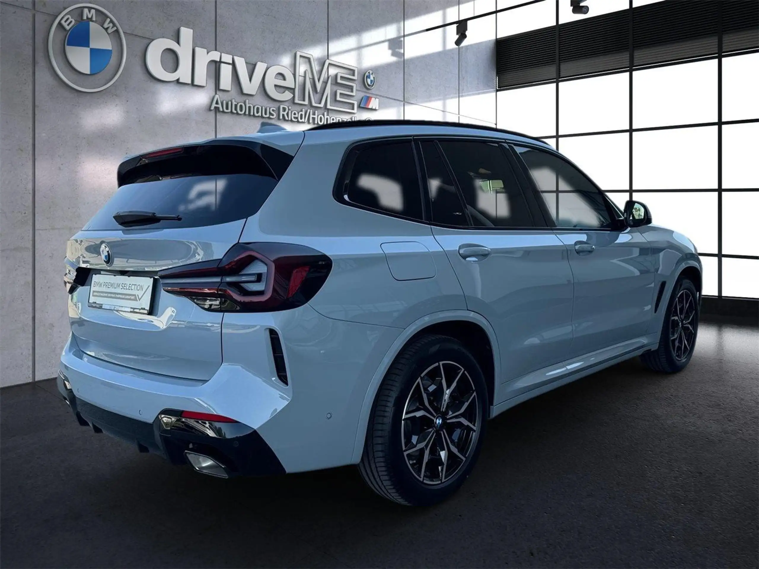 BMW - X3