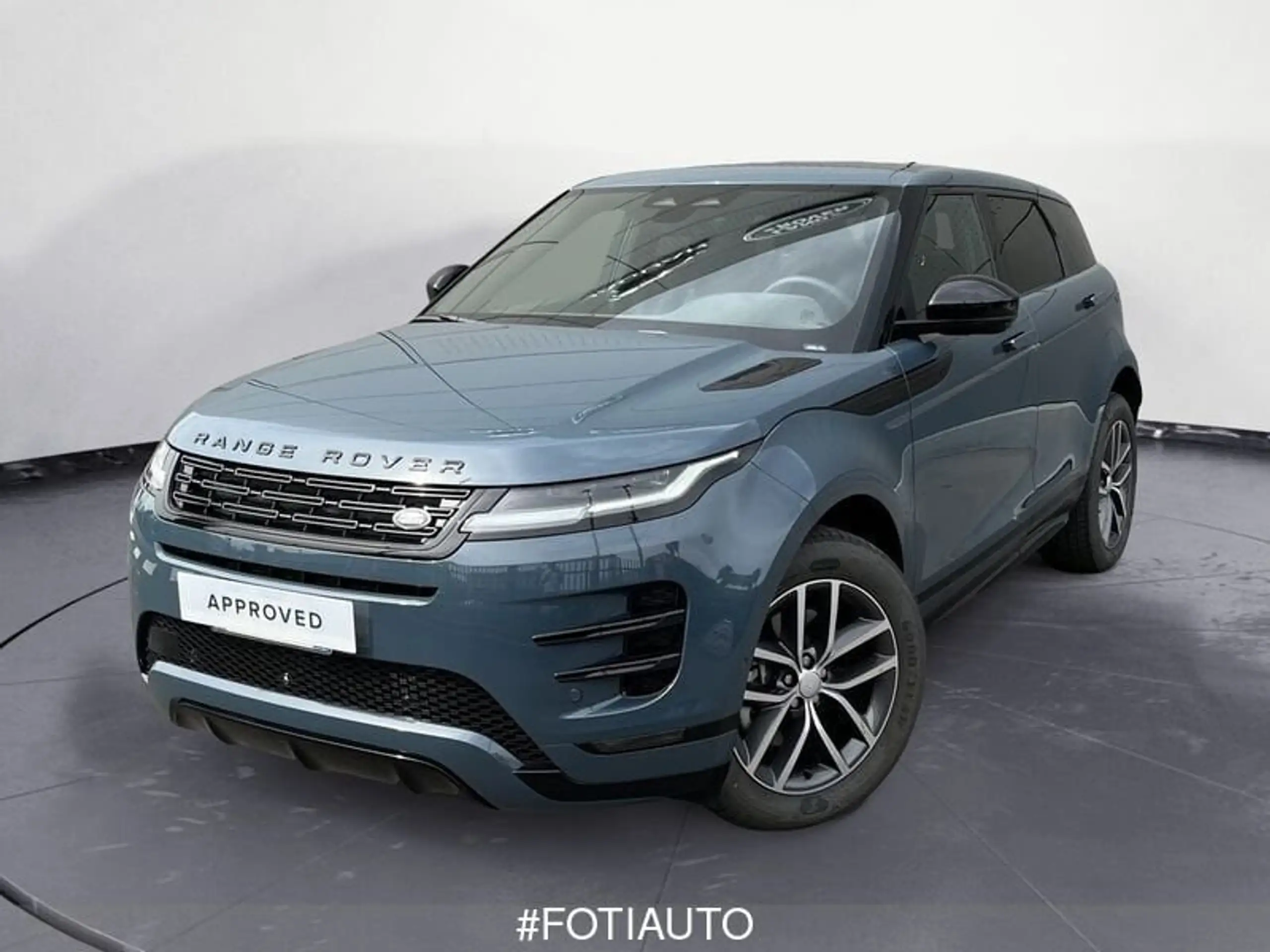 Land Rover - Range Rover Evoque