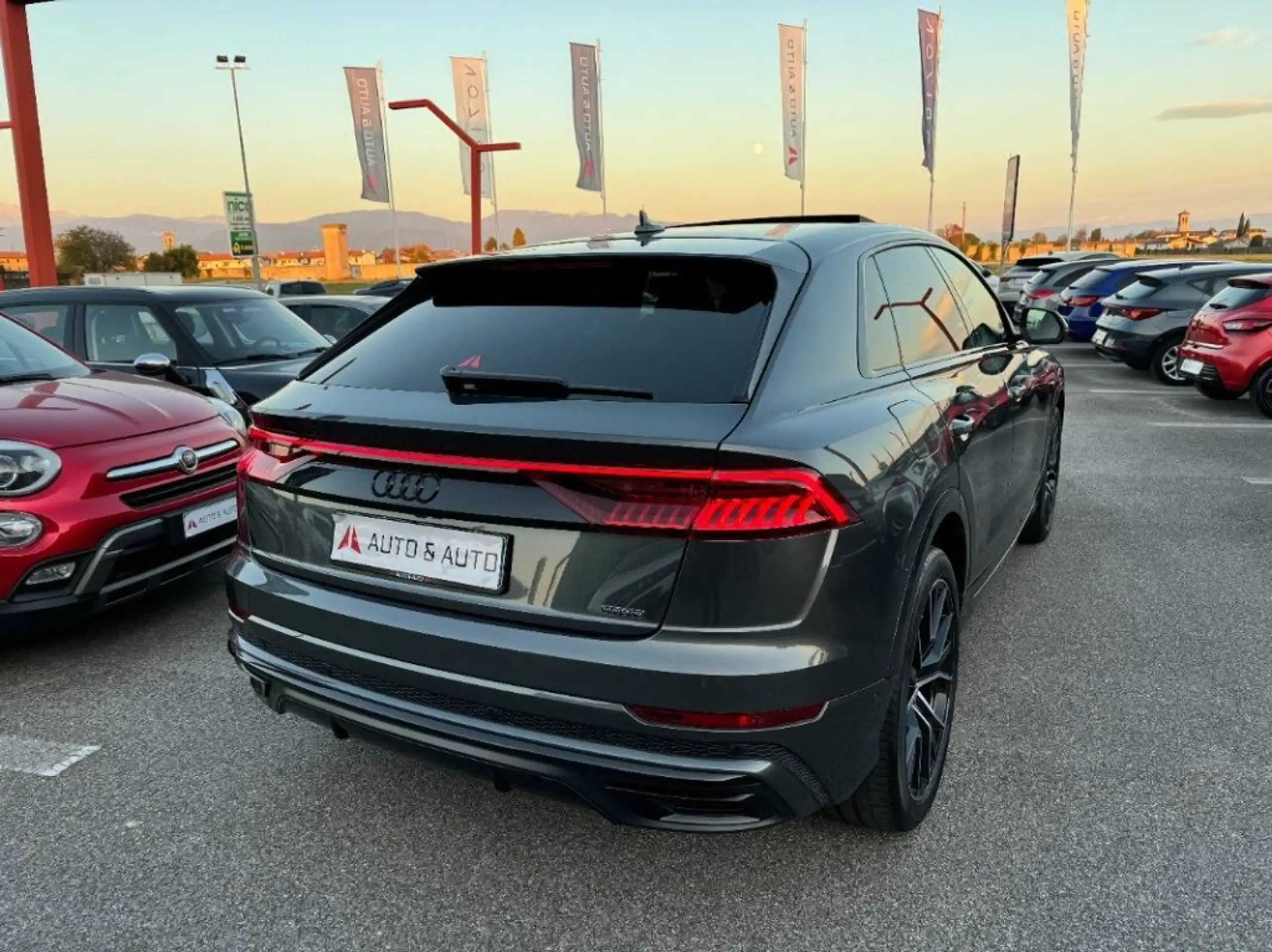 Audi - Q8