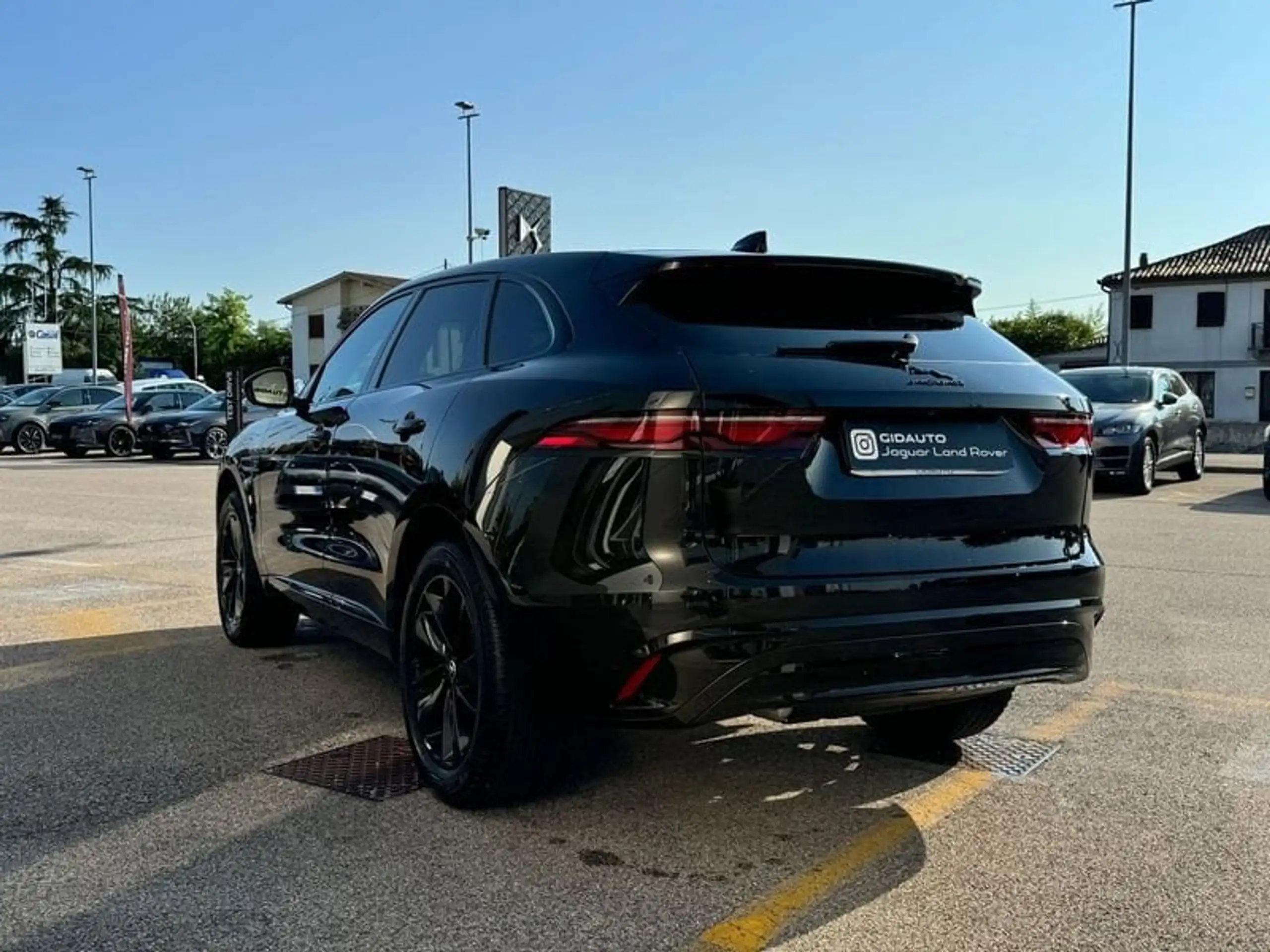 Jaguar - F-Pace