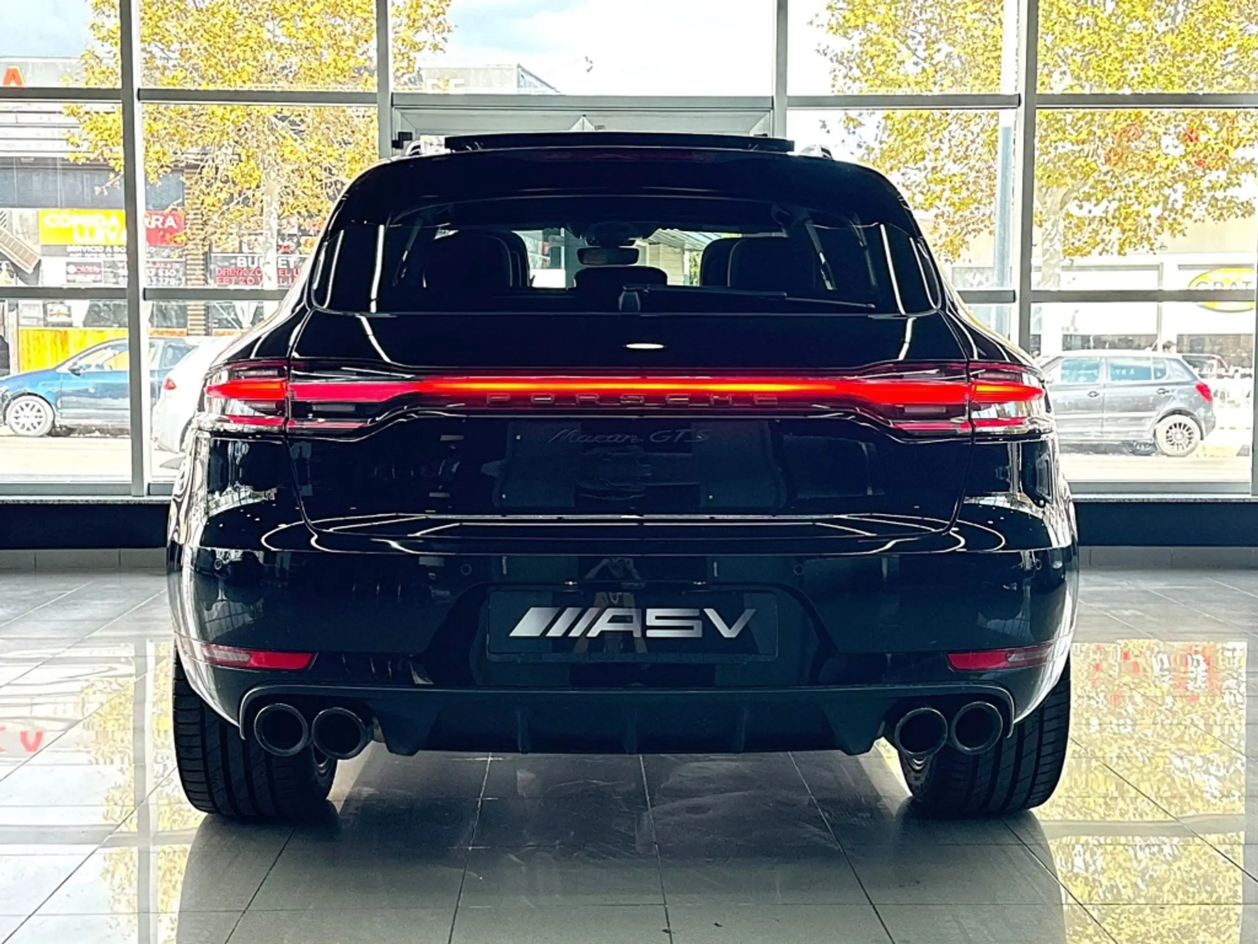 Porsche - Macan