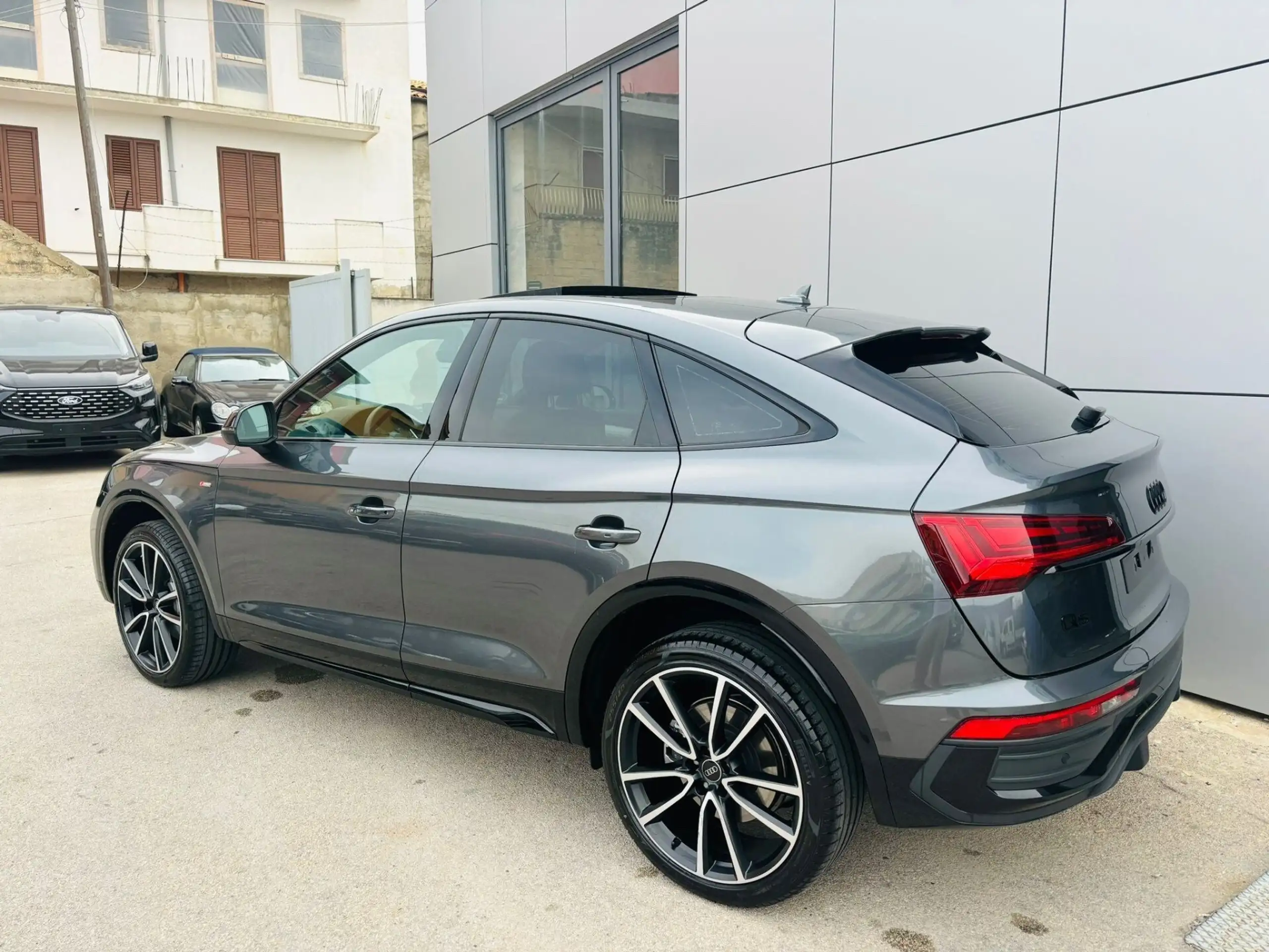 Audi - Q5